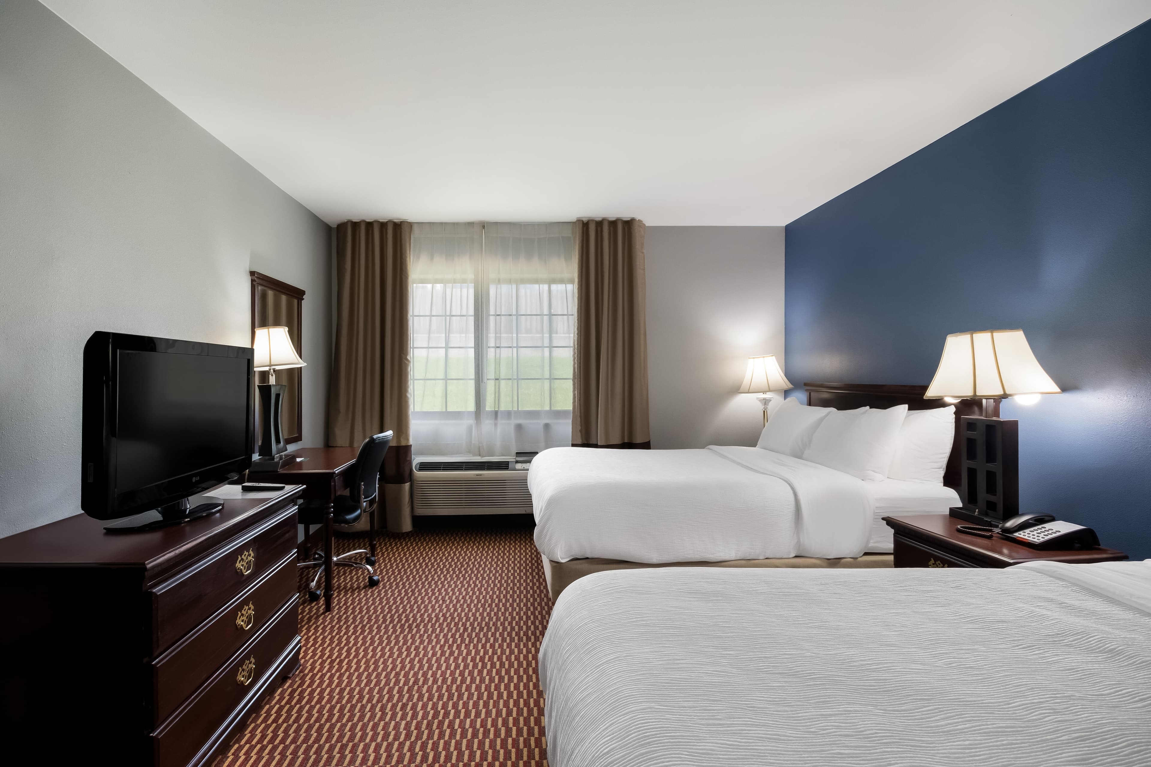 Quality Inn & Suites Oklahoma City North - Image 3