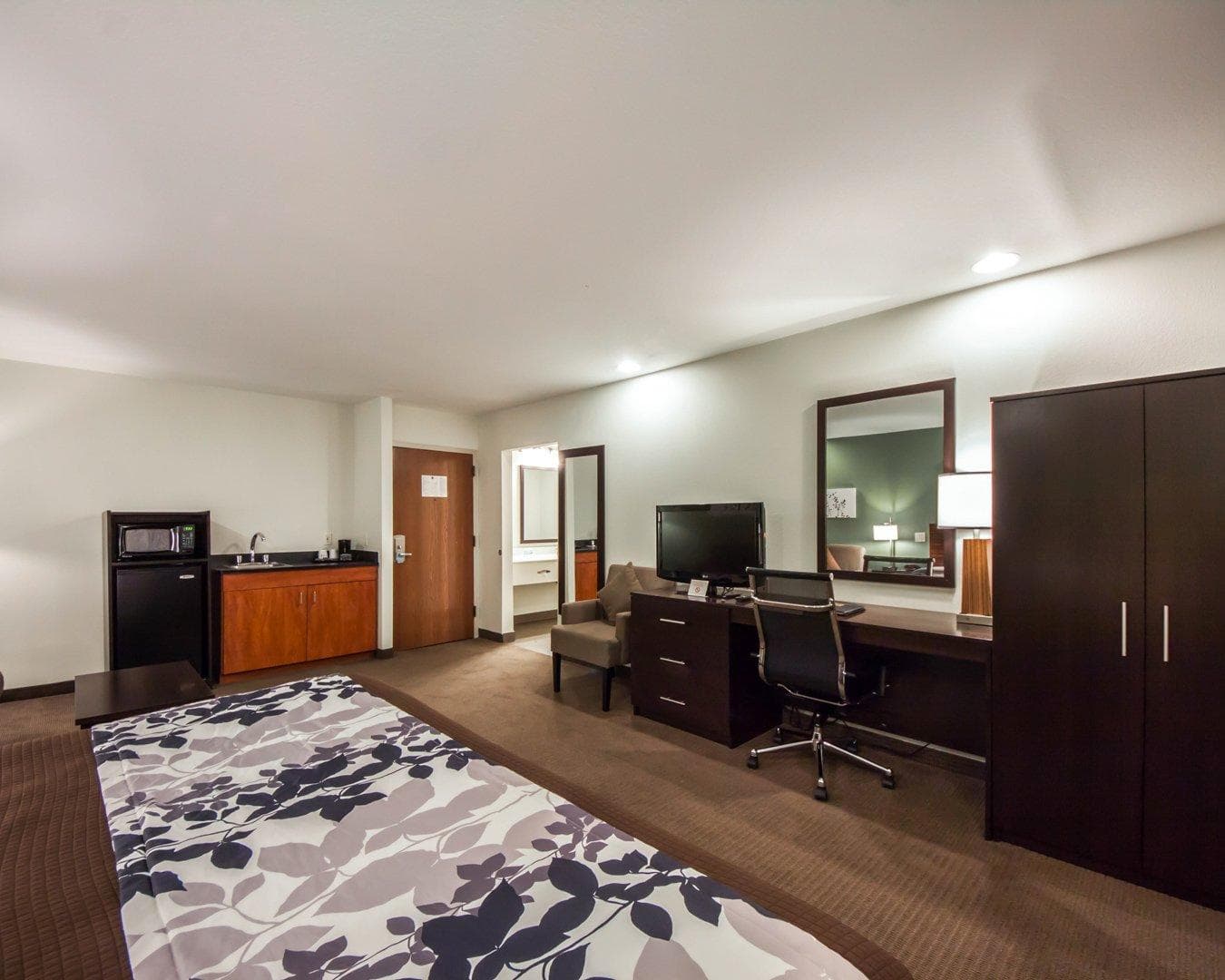 Sleep Inn & Suites Edmond near University — 11