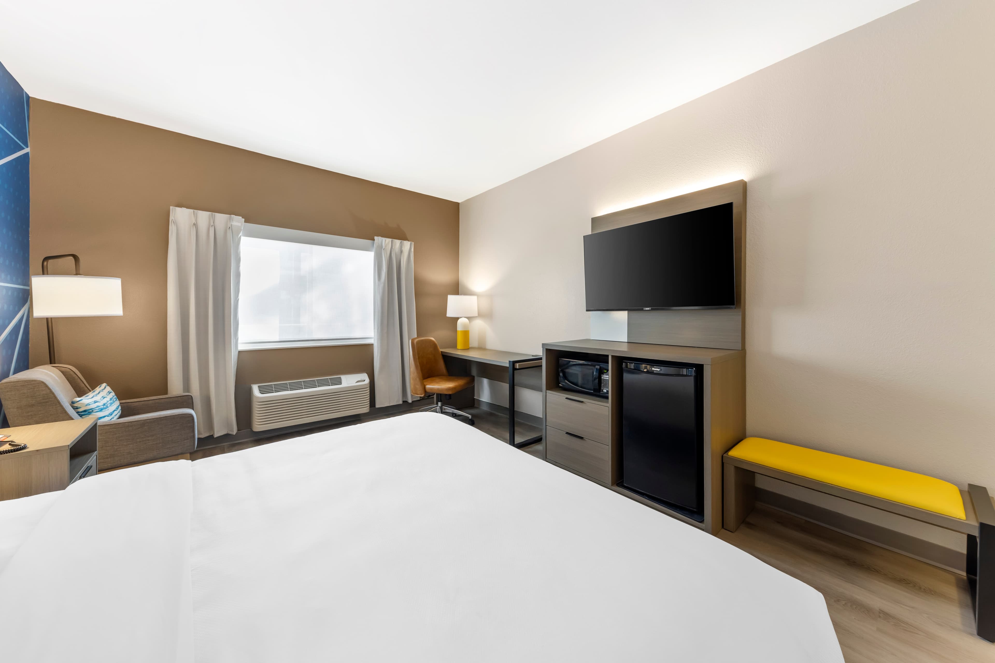 Comfort Inn & Suites Oklahoma City North - Quail Springs - Image 3