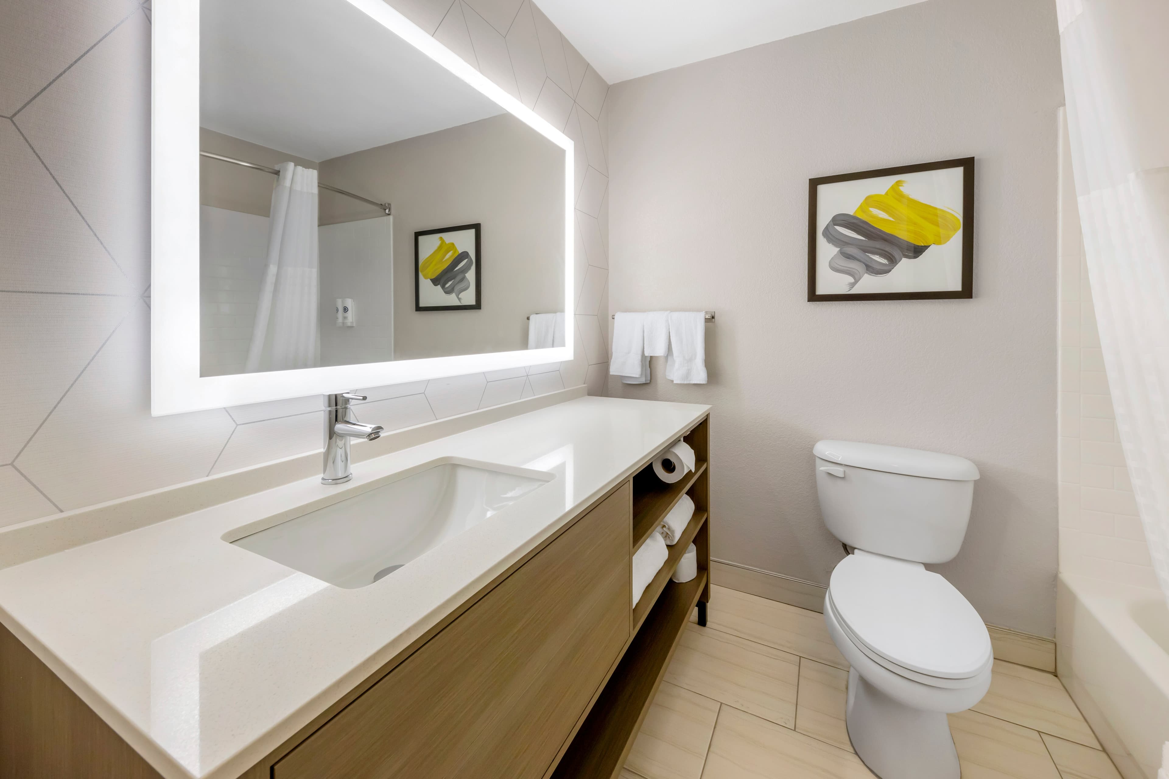 Comfort Inn & Suites Oklahoma City North - Quail Springs — 21