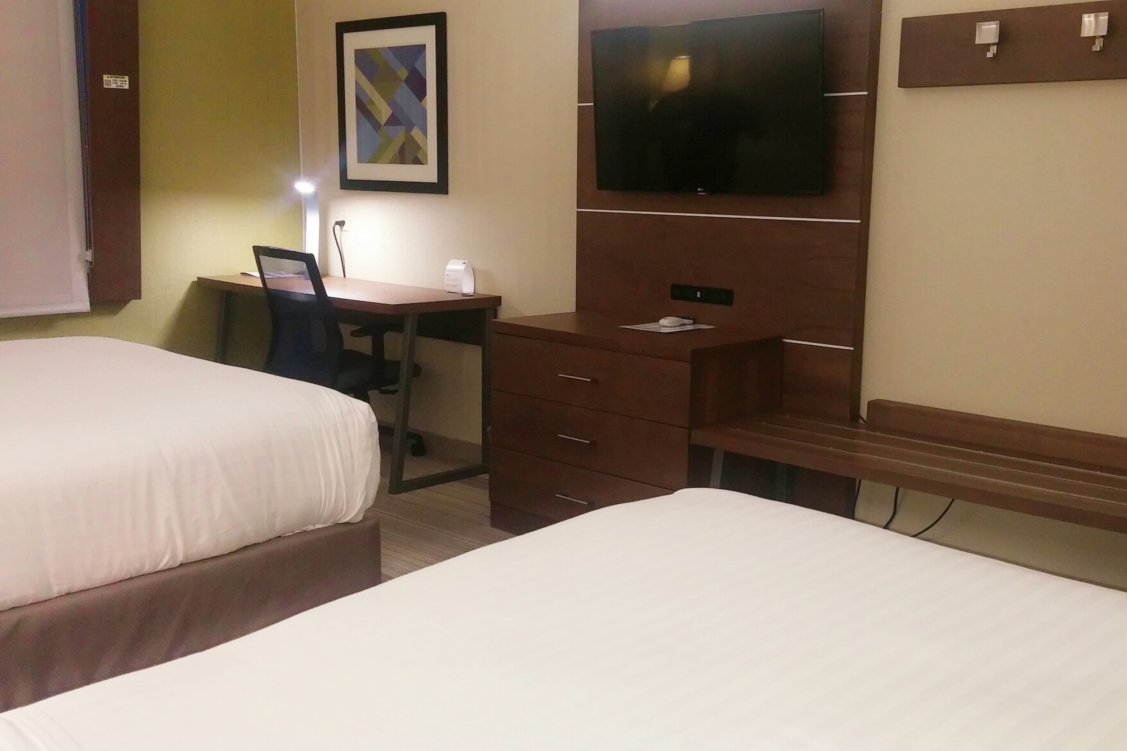 Comfort Inn & Suites Miami - Route 66 — 22