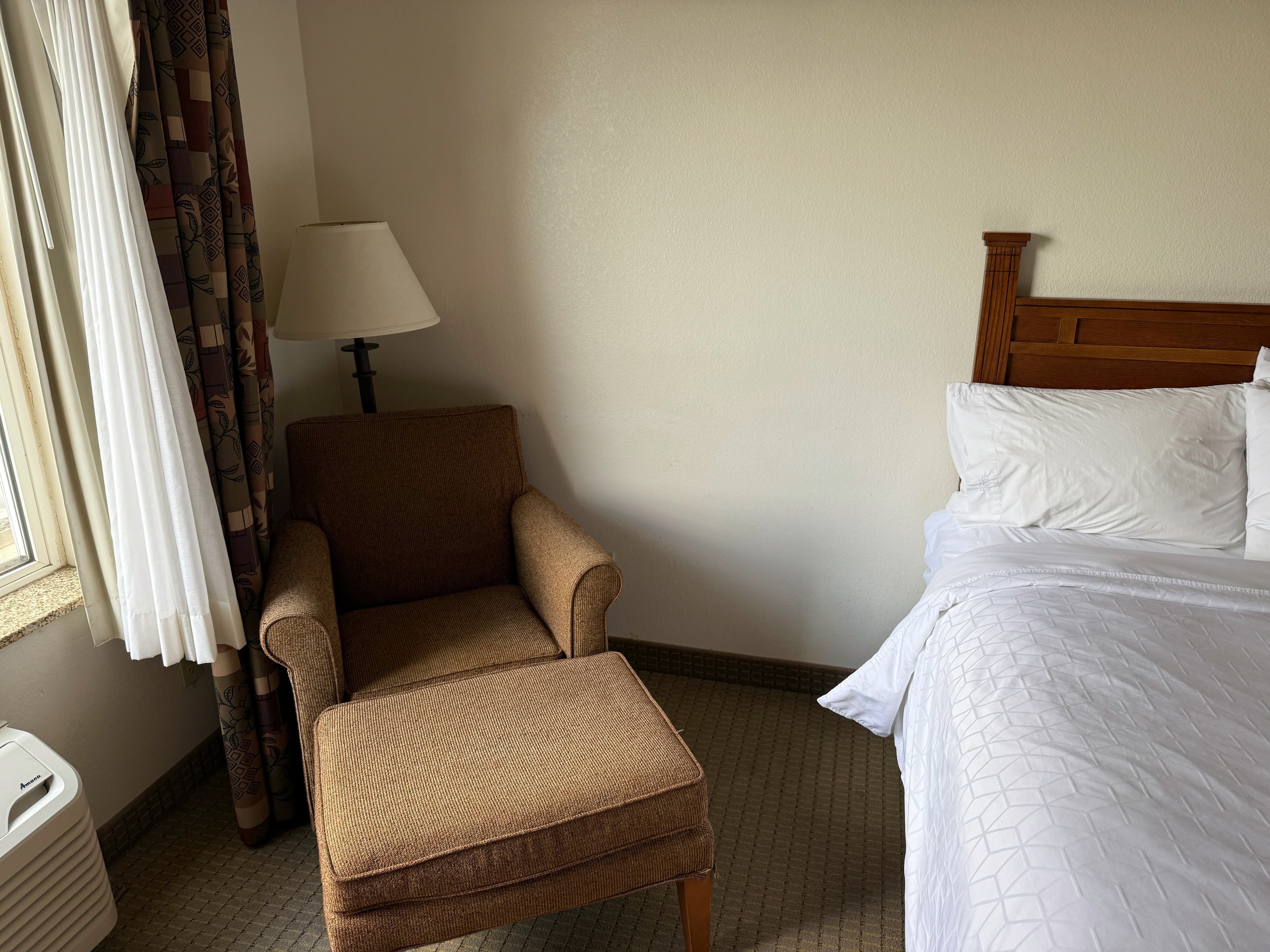 Quality Inn & Suites Bethany - Oklahoma City West - Image 4