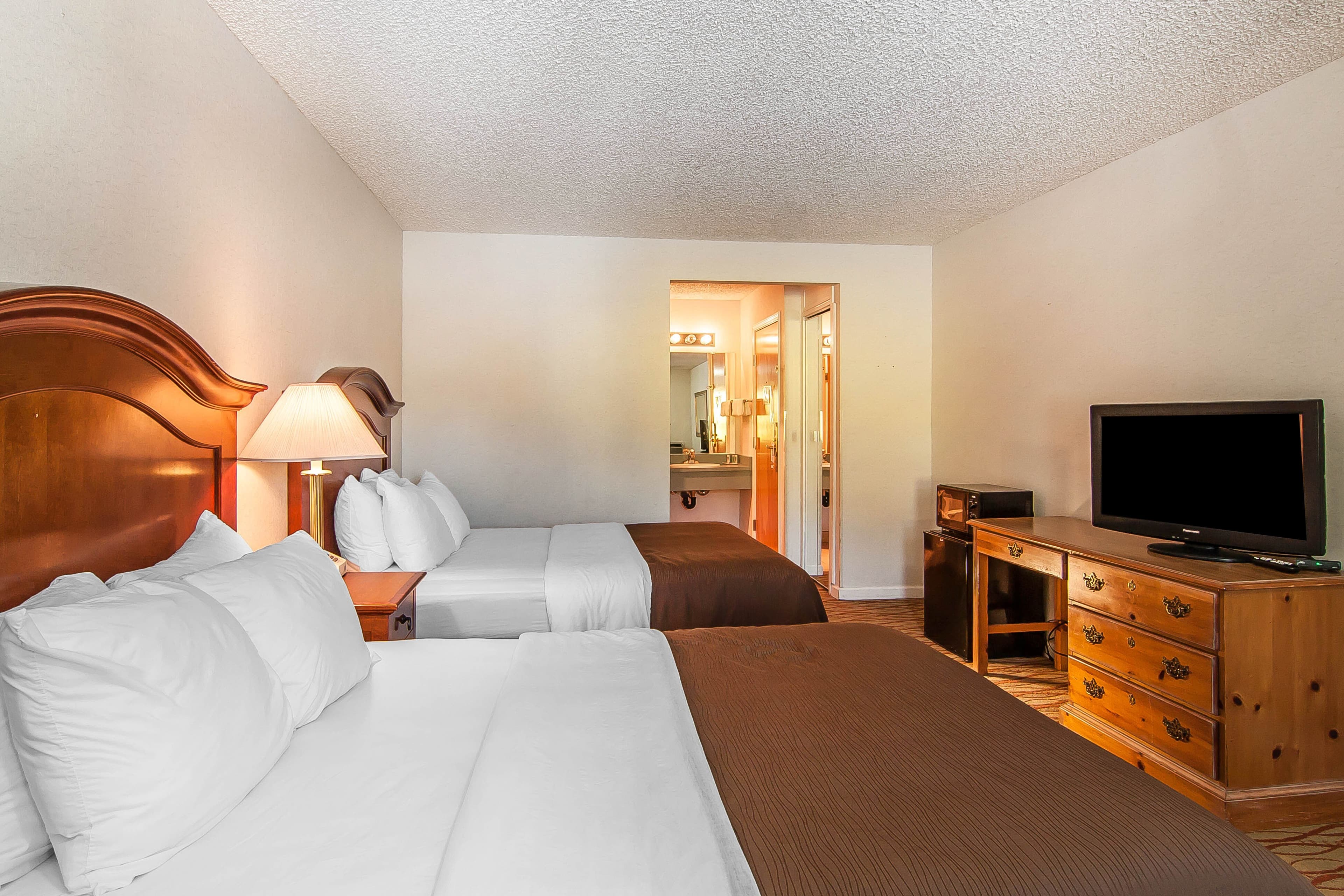 Quality Inn — 6