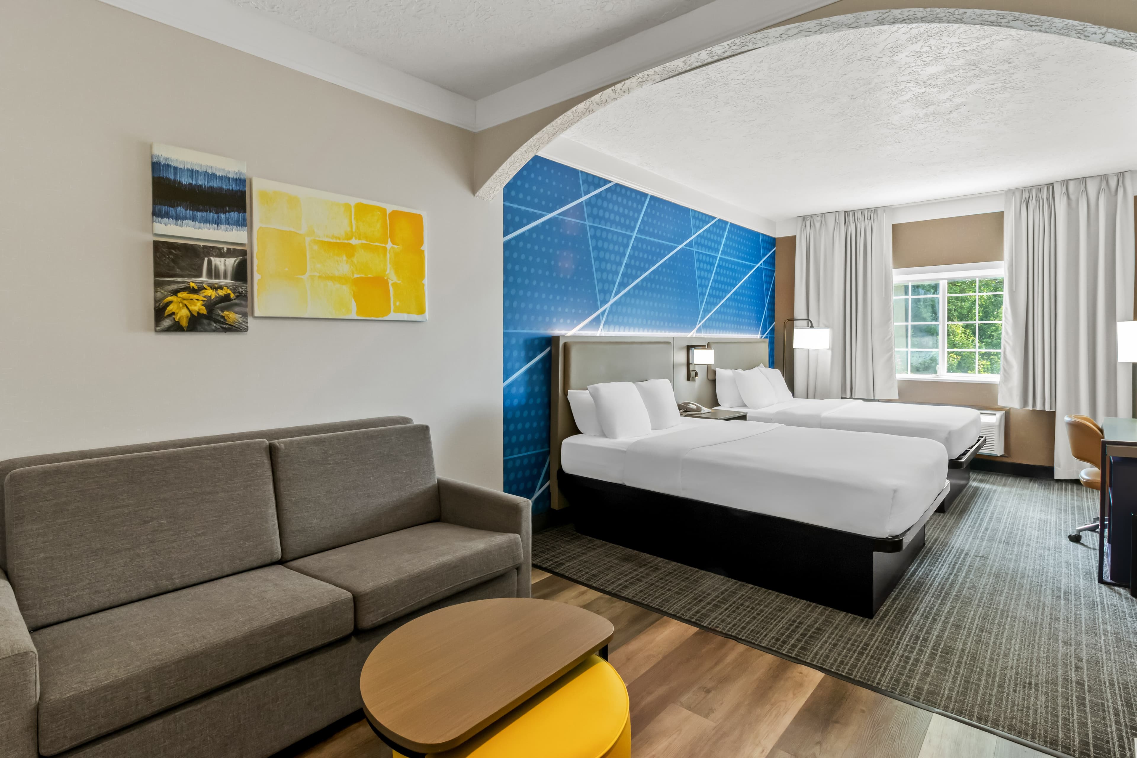 Comfort Suites Clackamas — 6