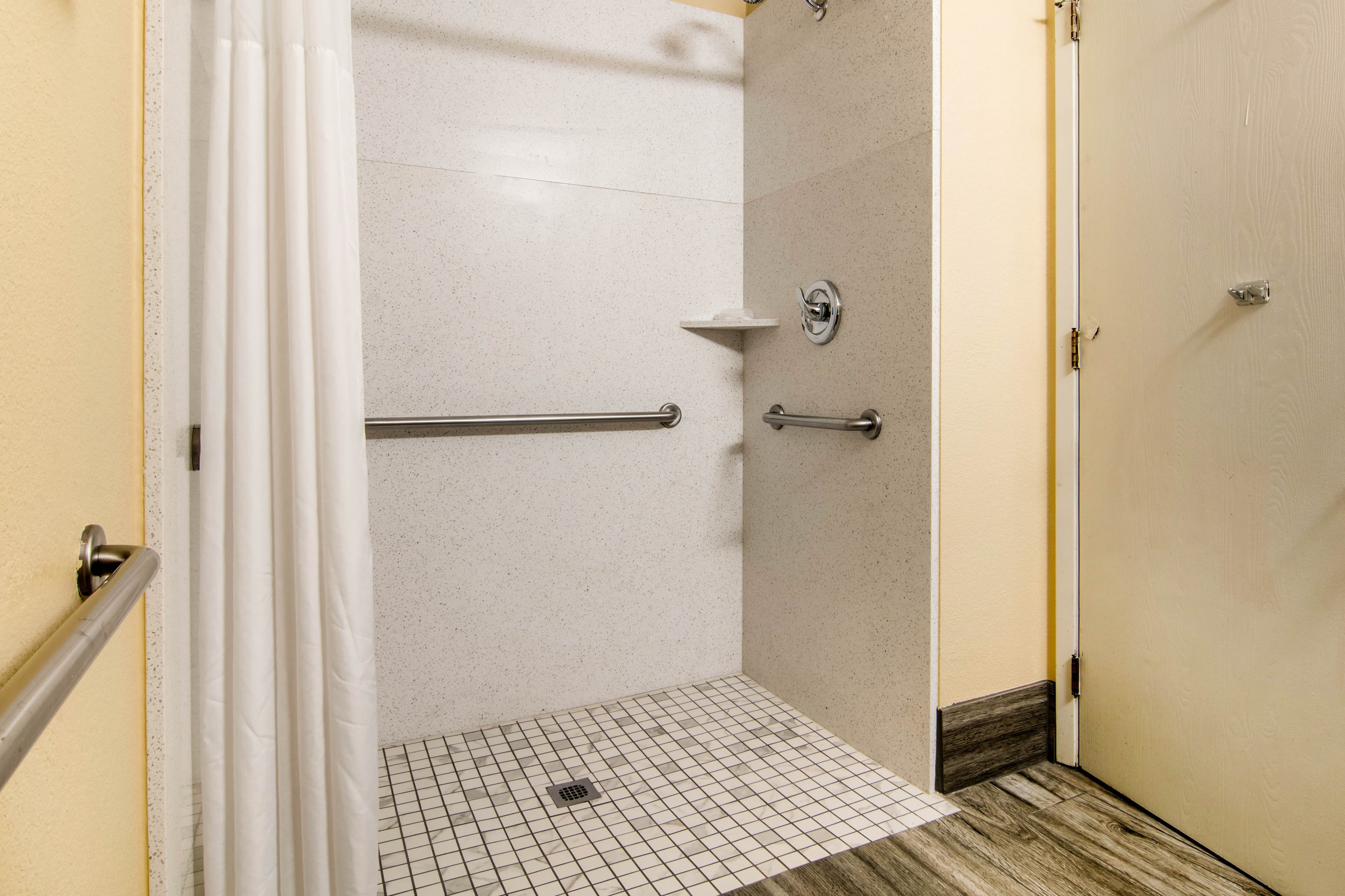 Quality Inn & Suites Albany Corvallis — 16