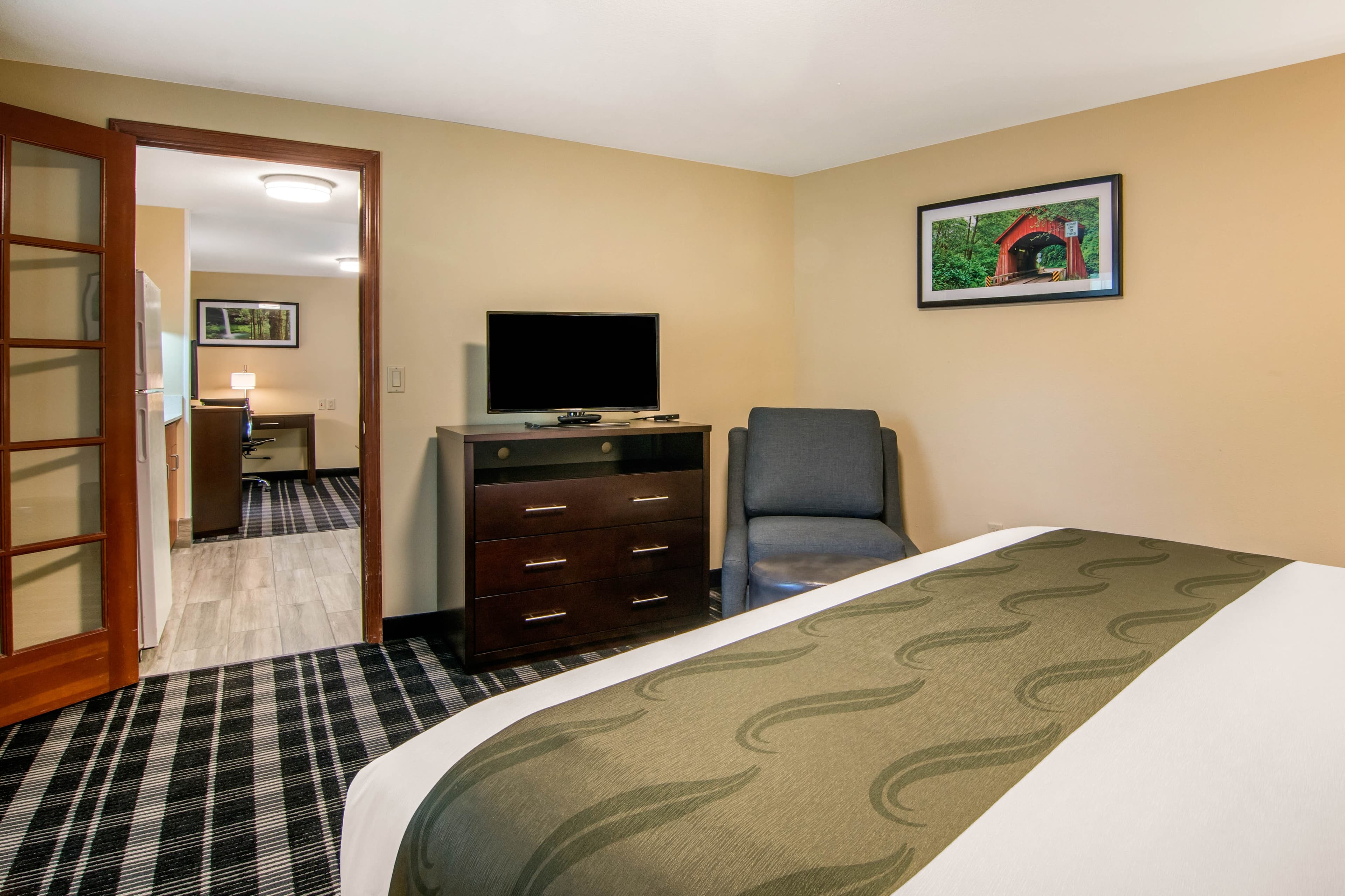 Quality Inn & Suites Albany Corvallis - Image 5