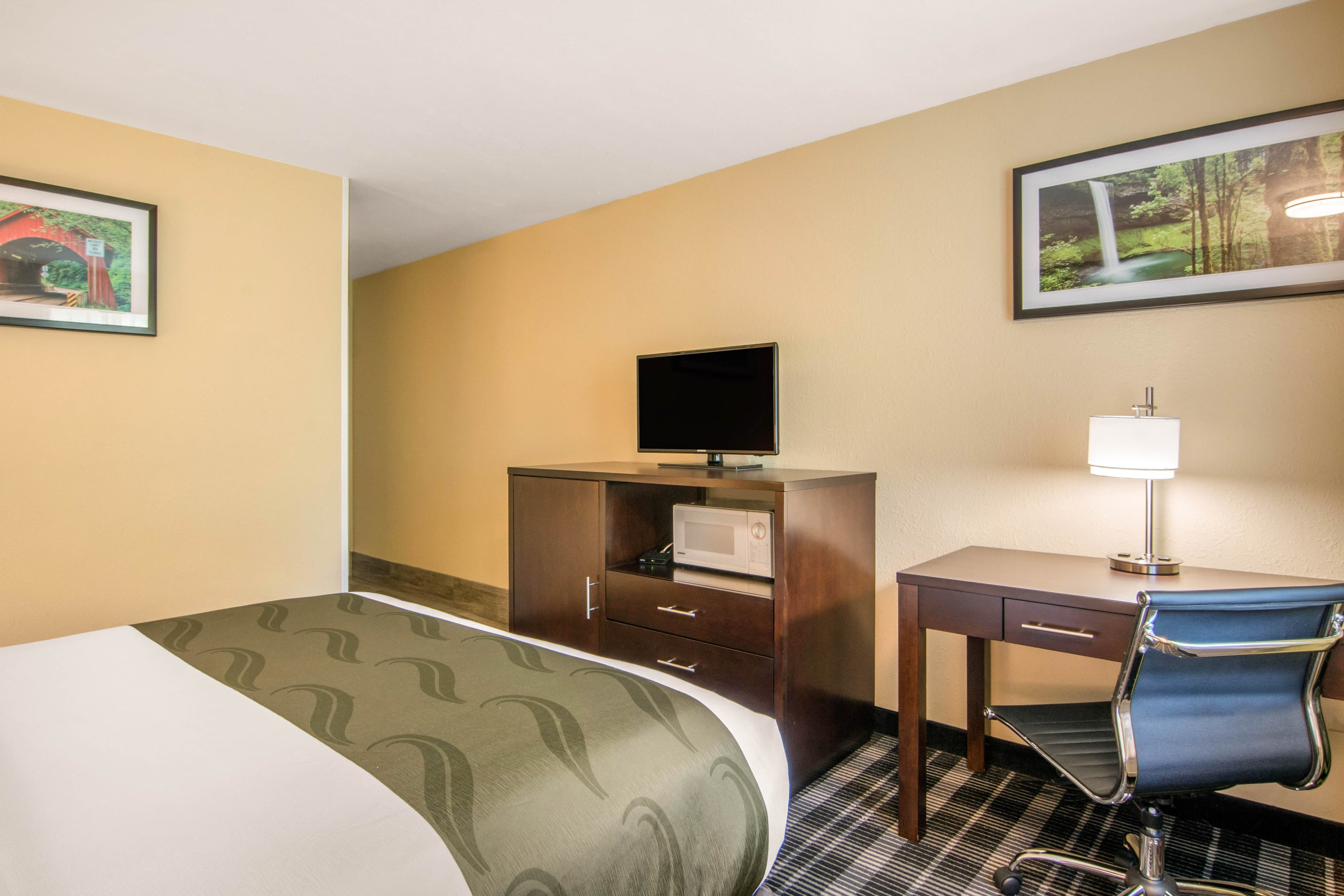 Quality Inn & Suites Albany Corvallis — 25