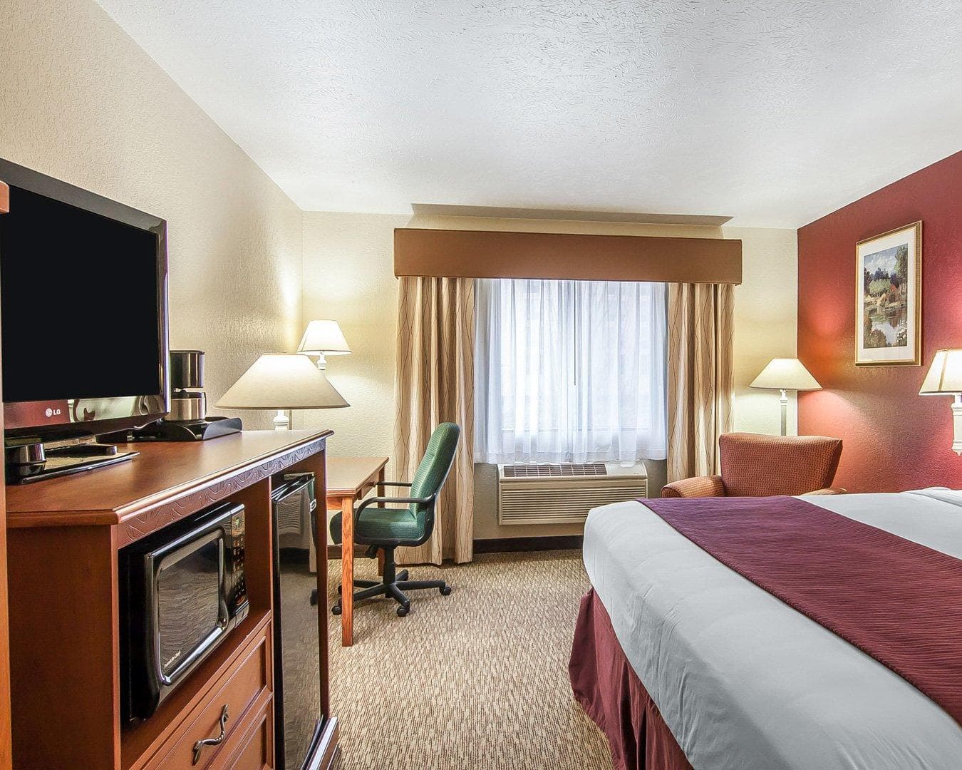 Quality Inn Downtown Convention Center - Image 3