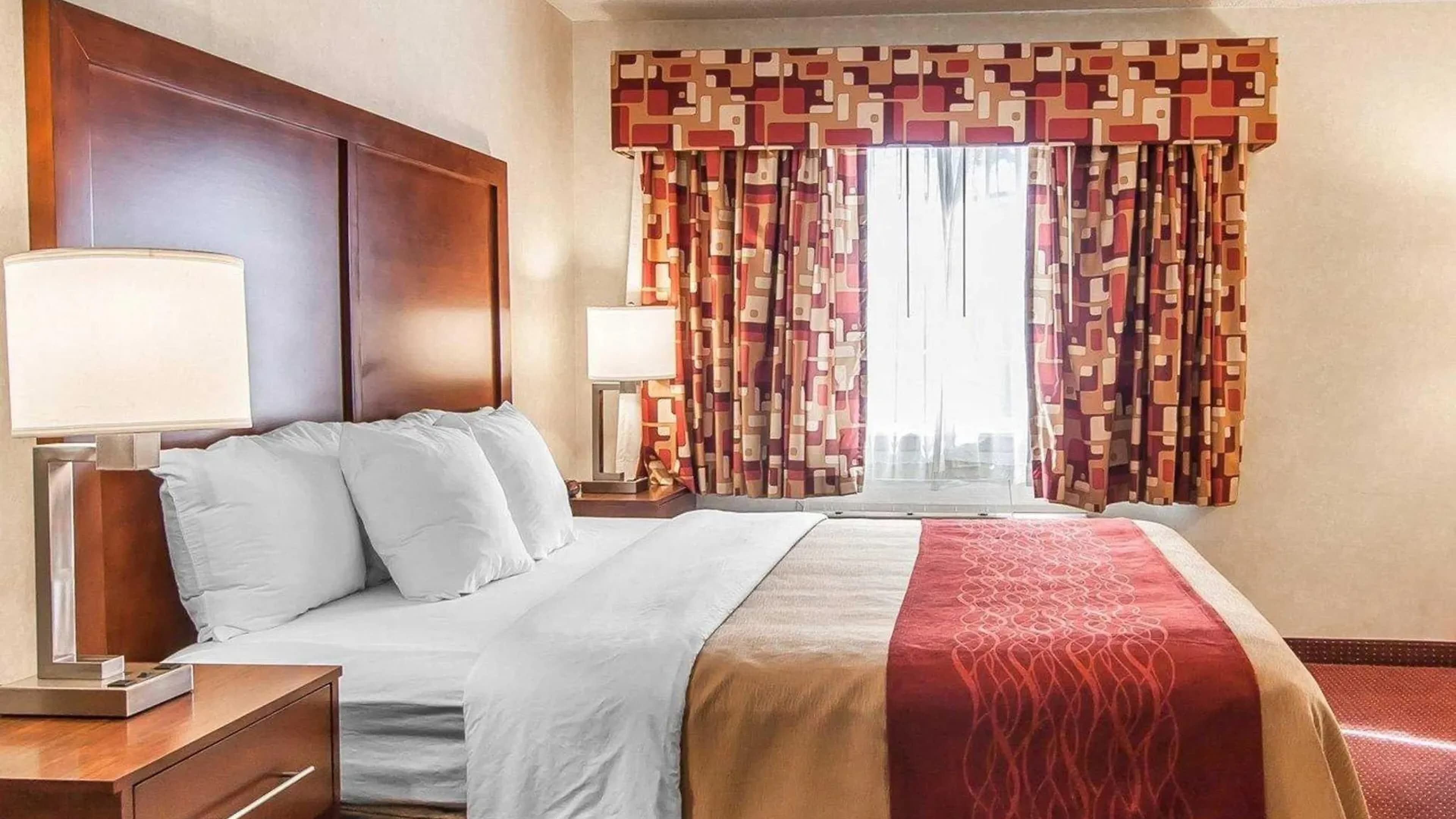 Comfort Inn & Suites Klamath Falls — 14