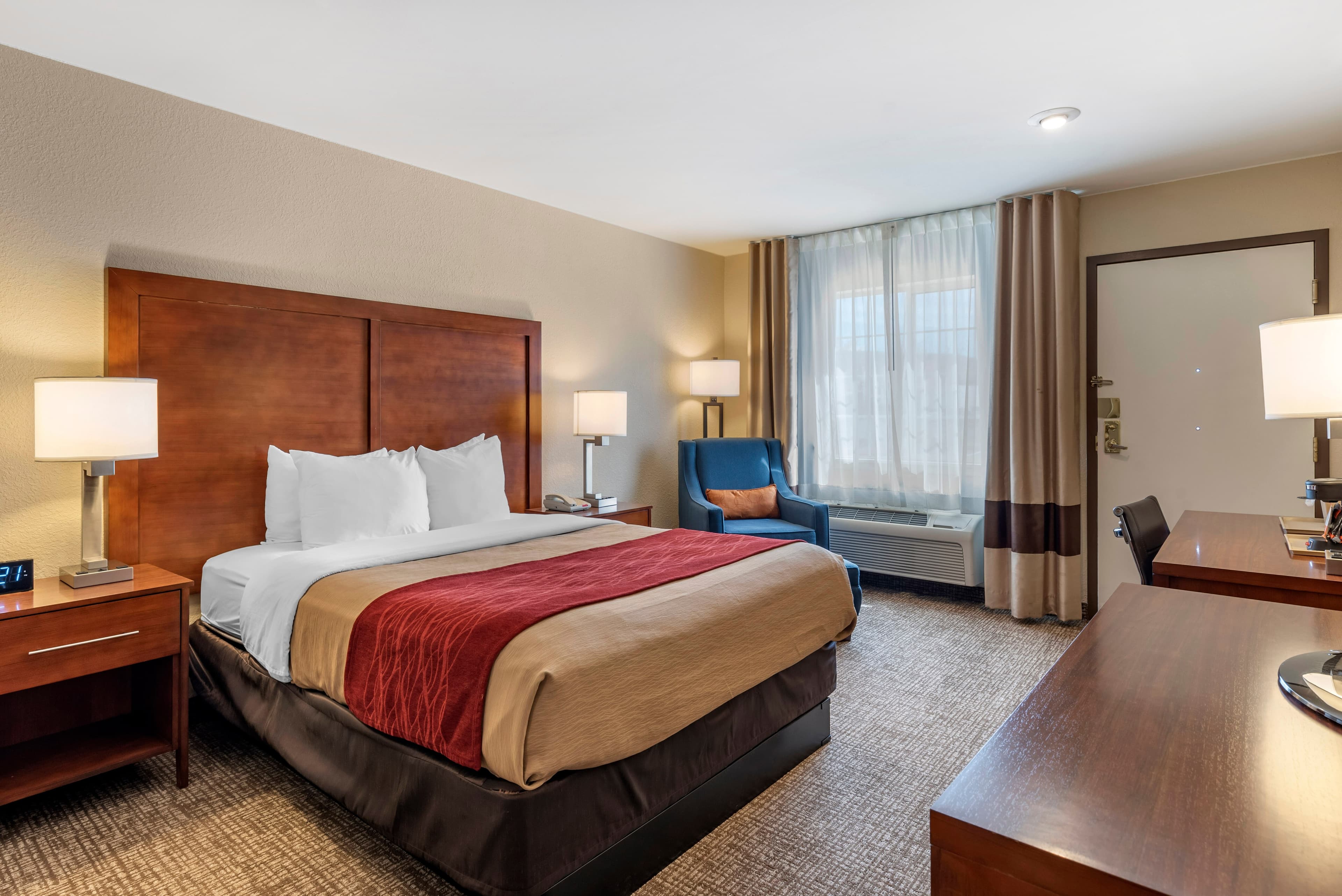 Comfort Inn & Suites Klamath Falls — 6