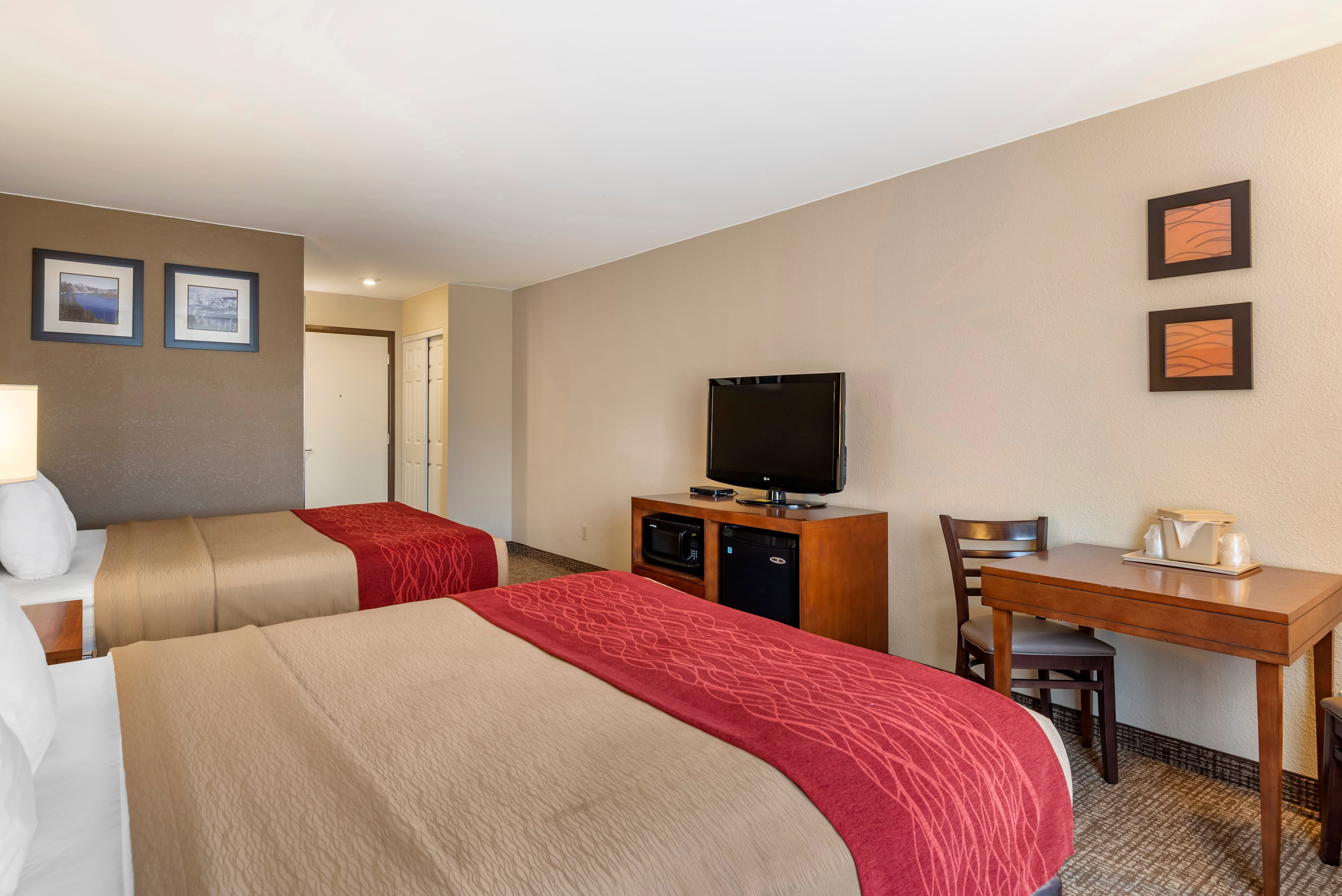 Comfort Inn & Suites Klamath Falls — 15