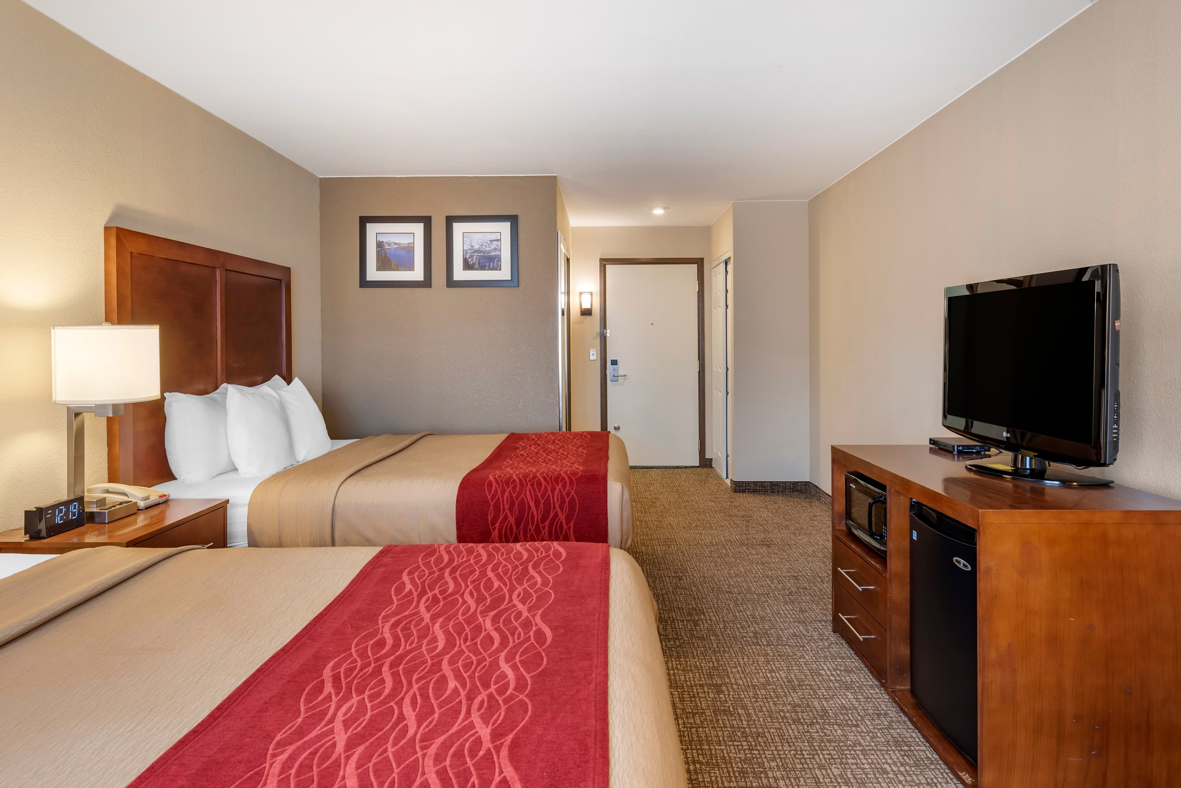 Comfort Inn & Suites Klamath Falls — 16