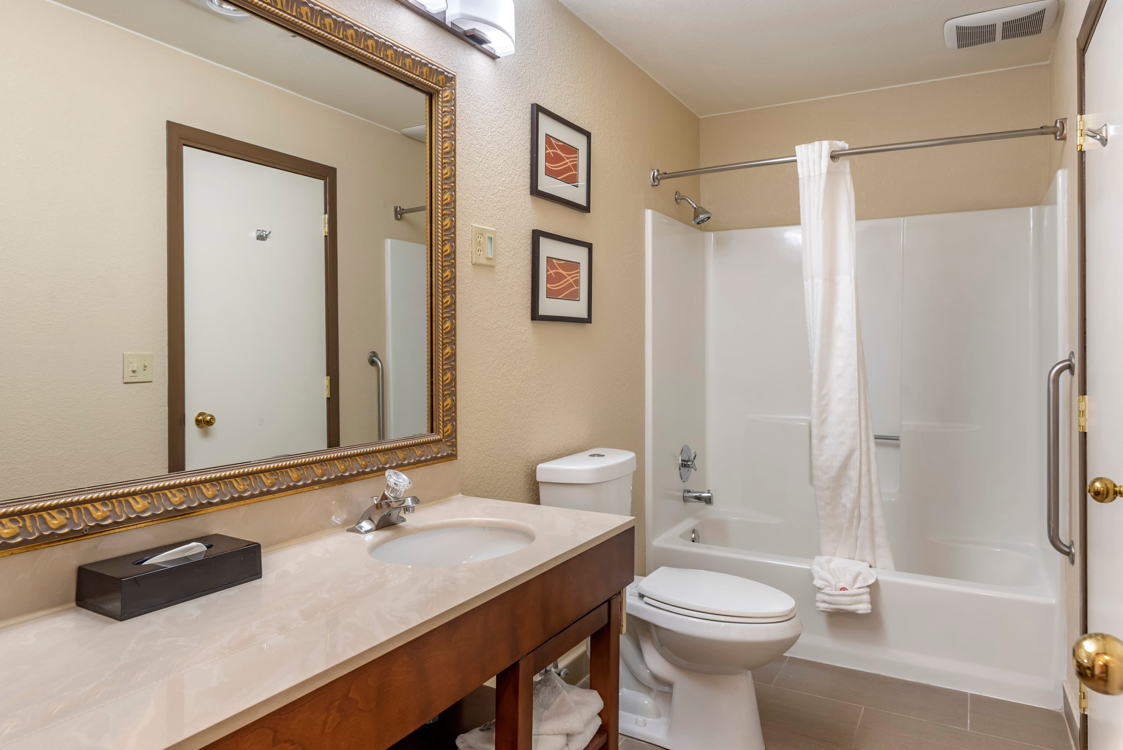 Comfort Inn & Suites Klamath Falls — 21