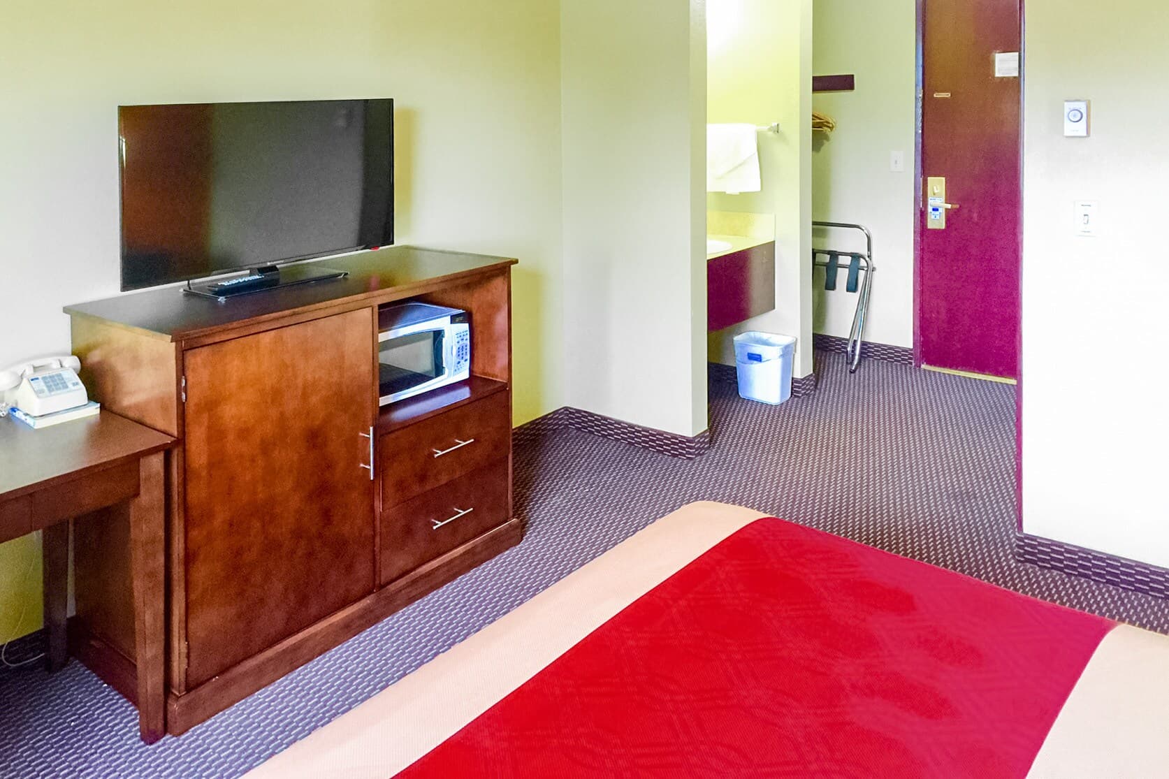 Rodeway Inn Willamette River — 10