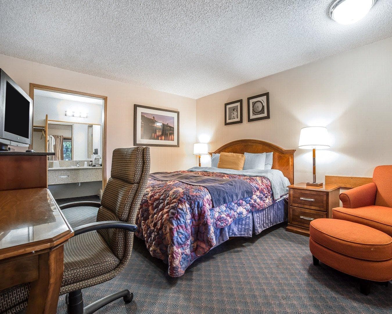 Rodeway Inn Baker City — 11