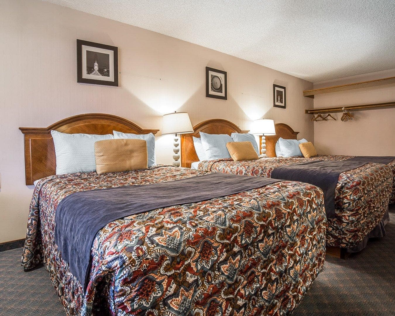 Rodeway Inn Baker City — 6
