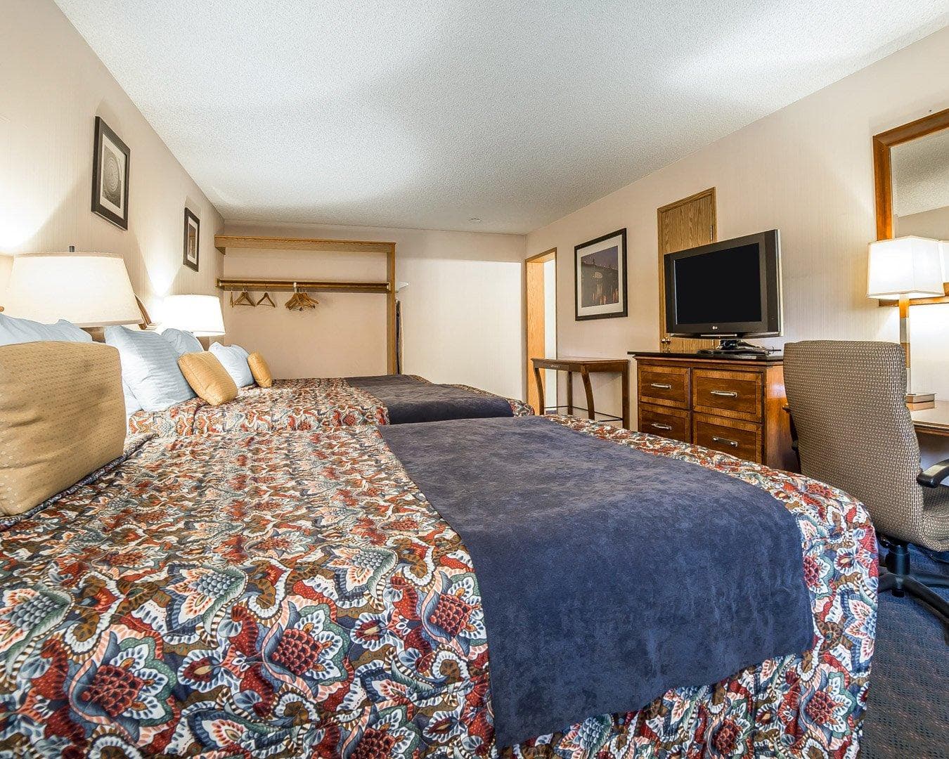 Rodeway Inn Baker City — 7