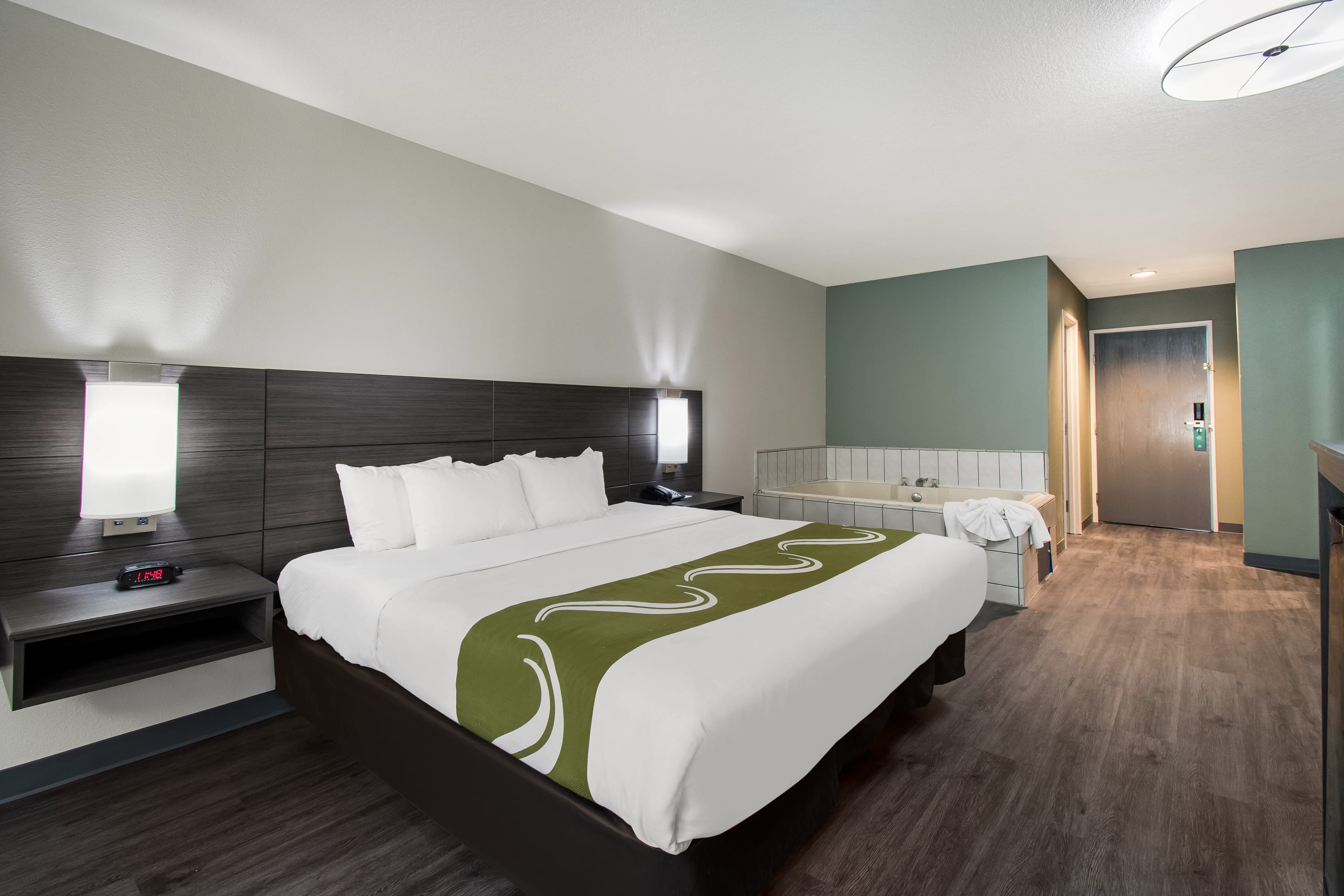 Quality Inn & Suites Wilsonville — 15