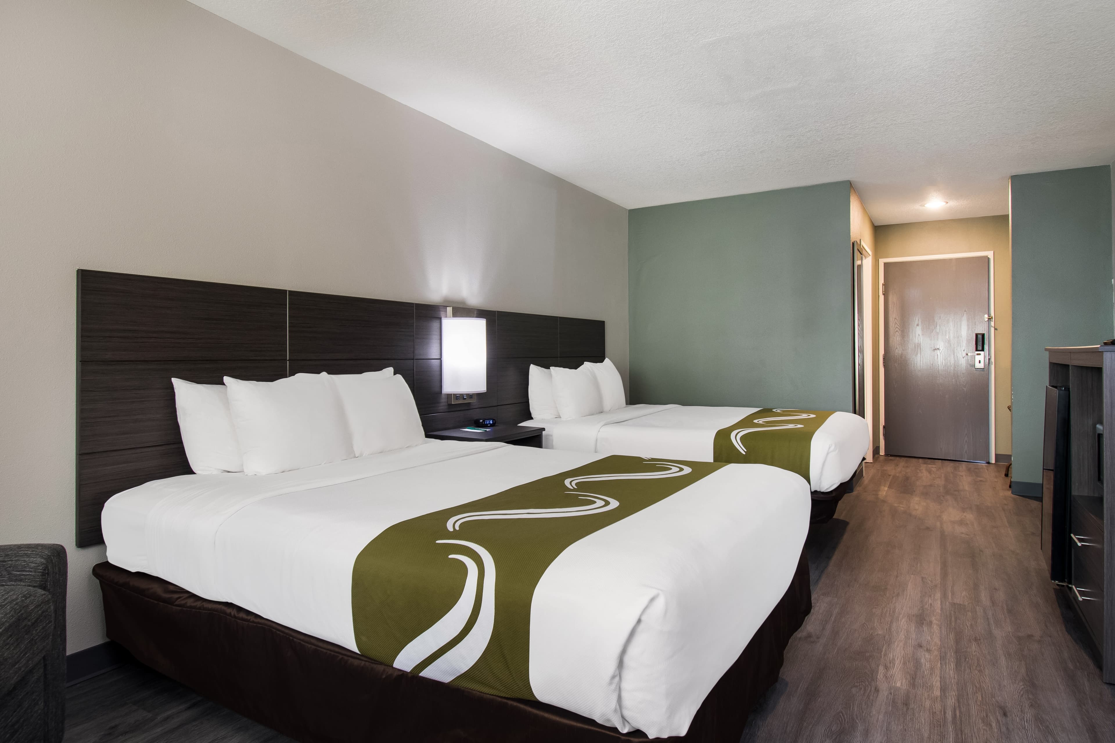 Quality Inn & Suites Wilsonville - Image 5