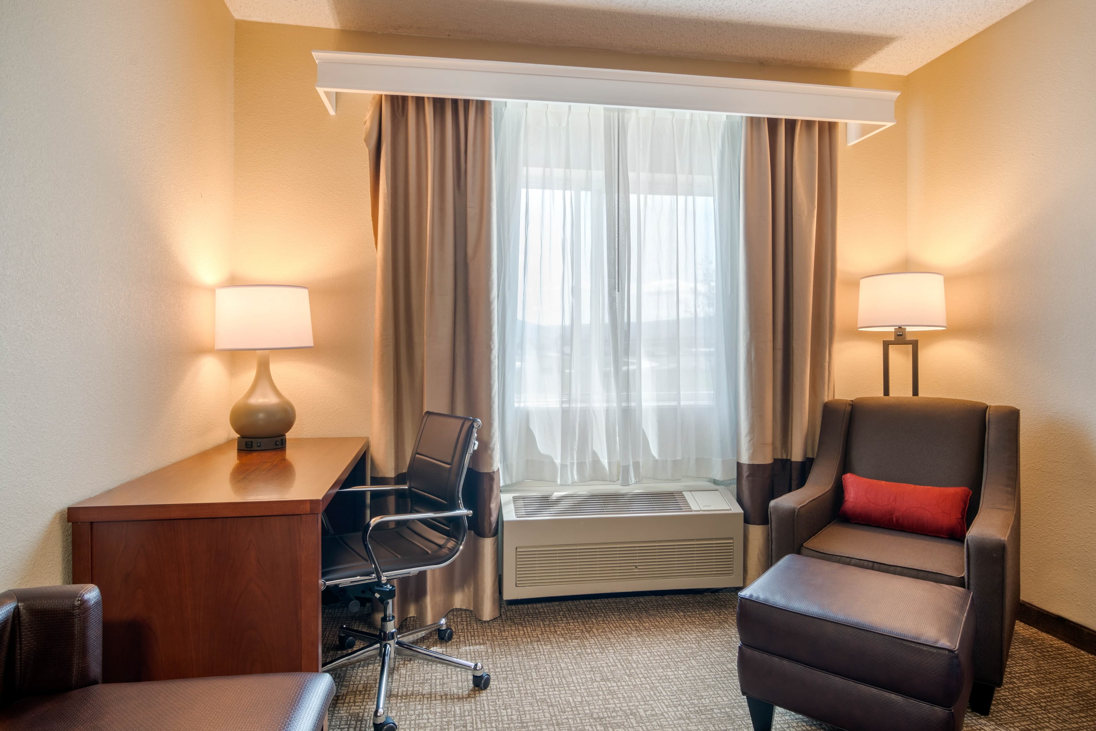 Comfort Inn Medford North - Image 4