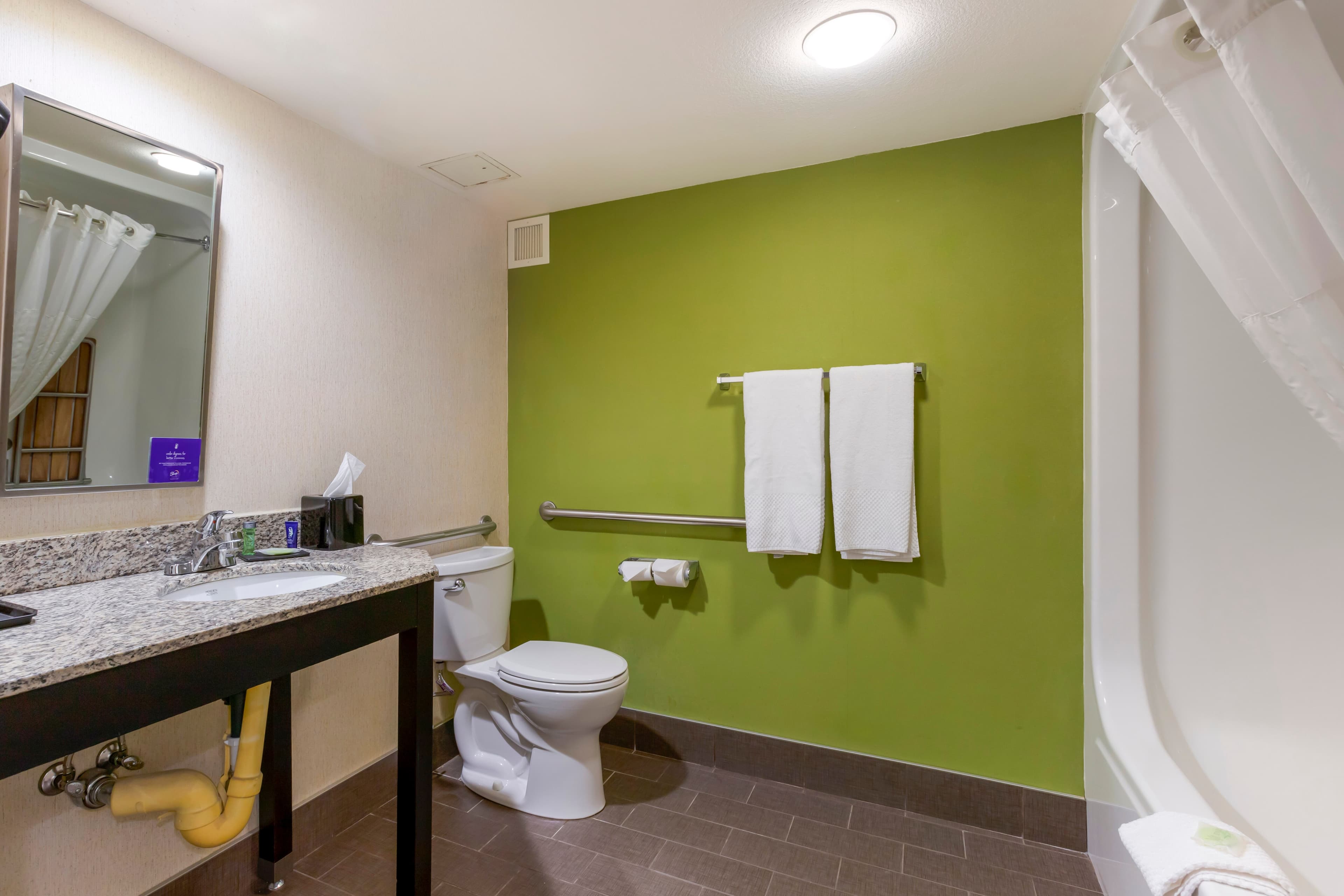Sleep Inn Ontario - Image 5