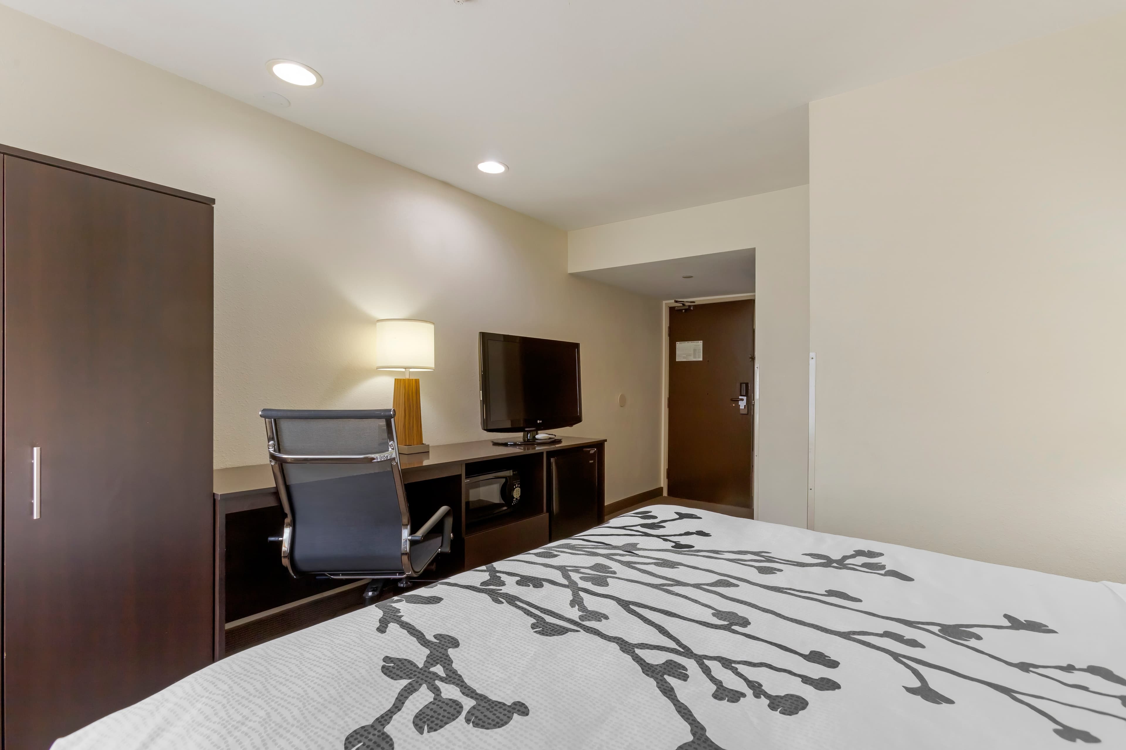 Sleep Inn Ontario — 7