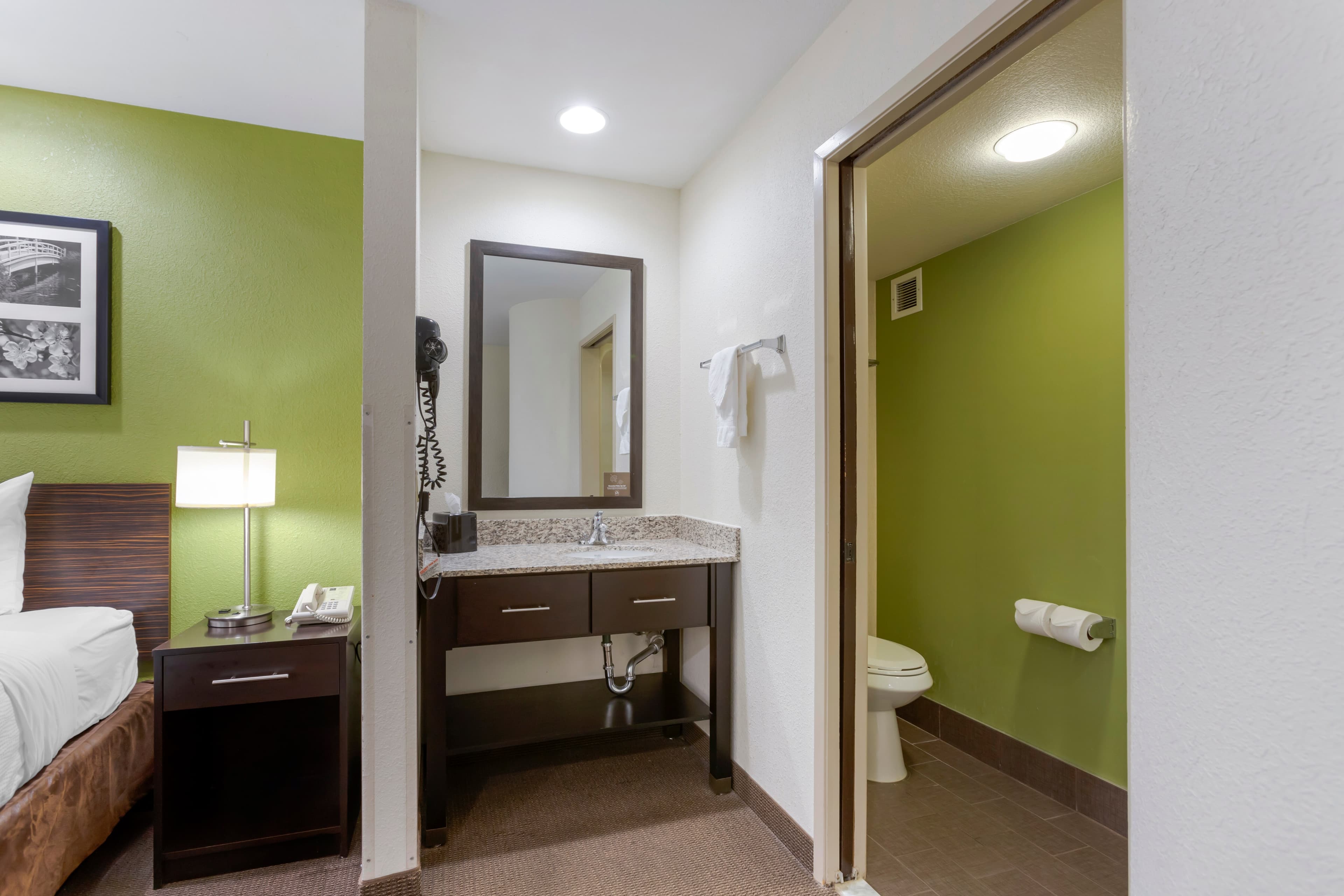 Sleep Inn Ontario — 16