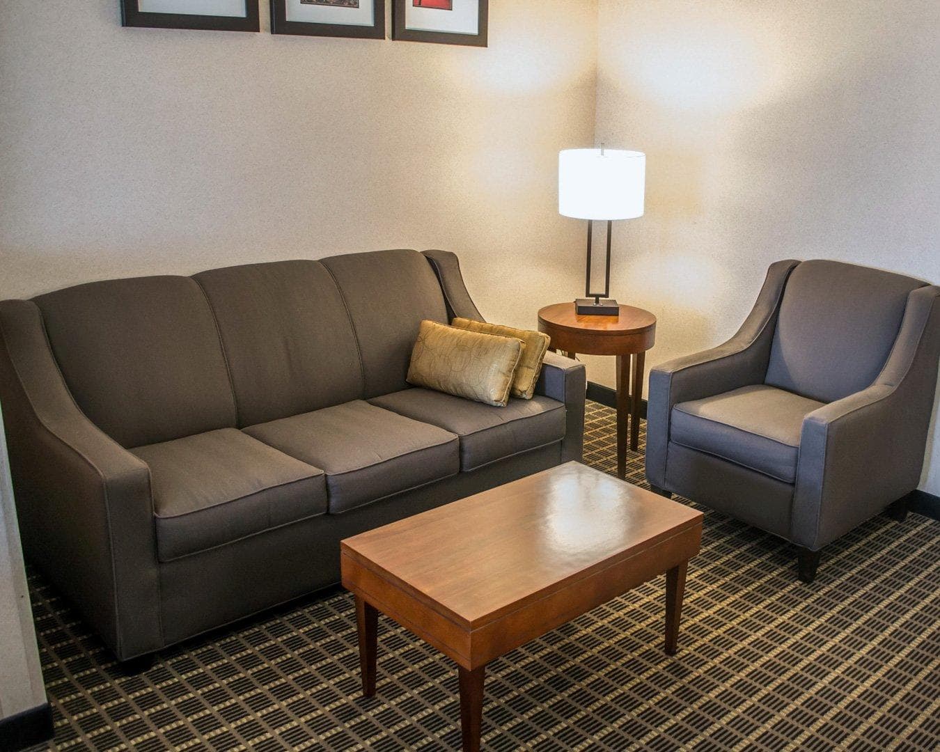 Comfort Suites Portland Southwest — 12