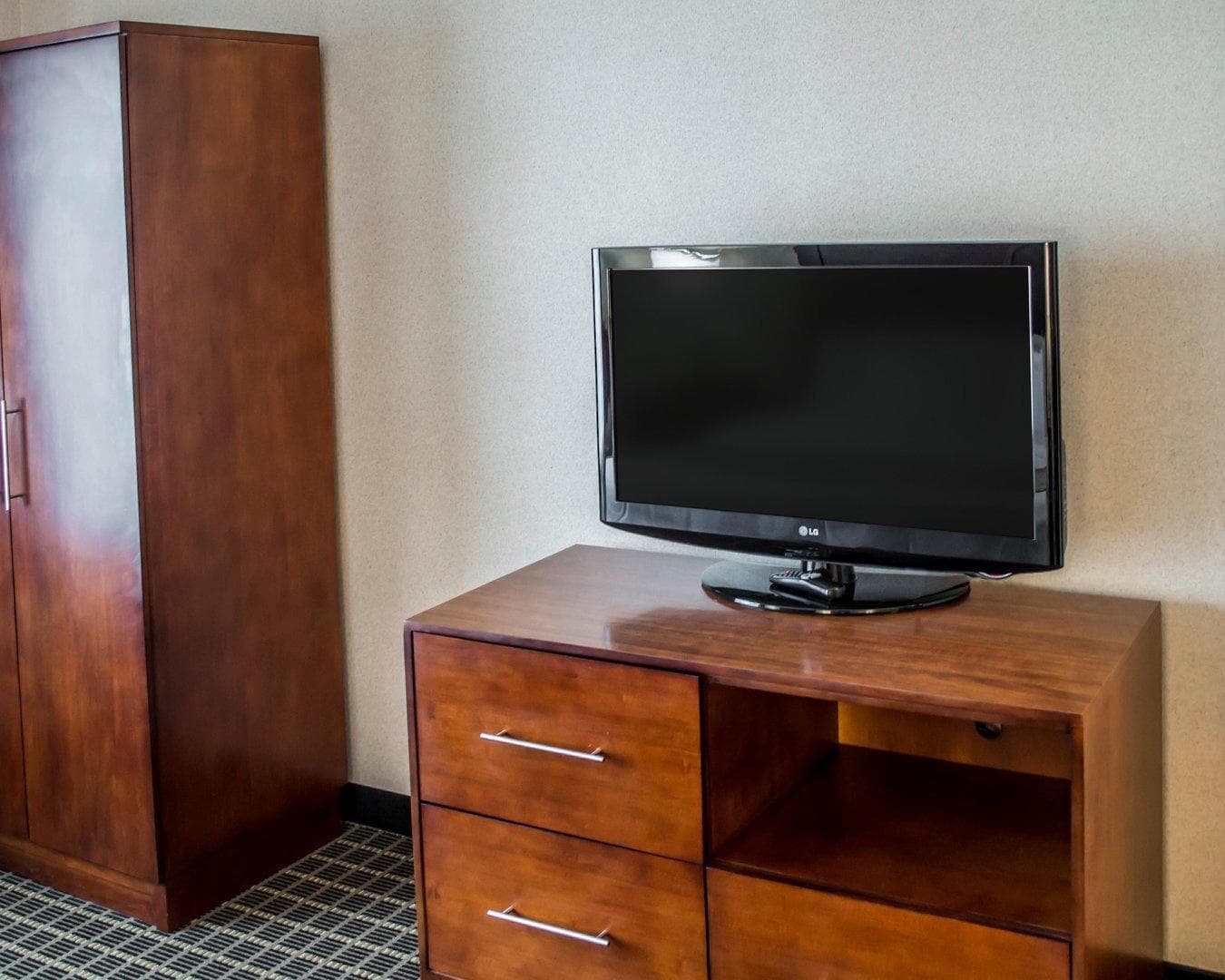 Comfort Suites Portland Southwest — 7