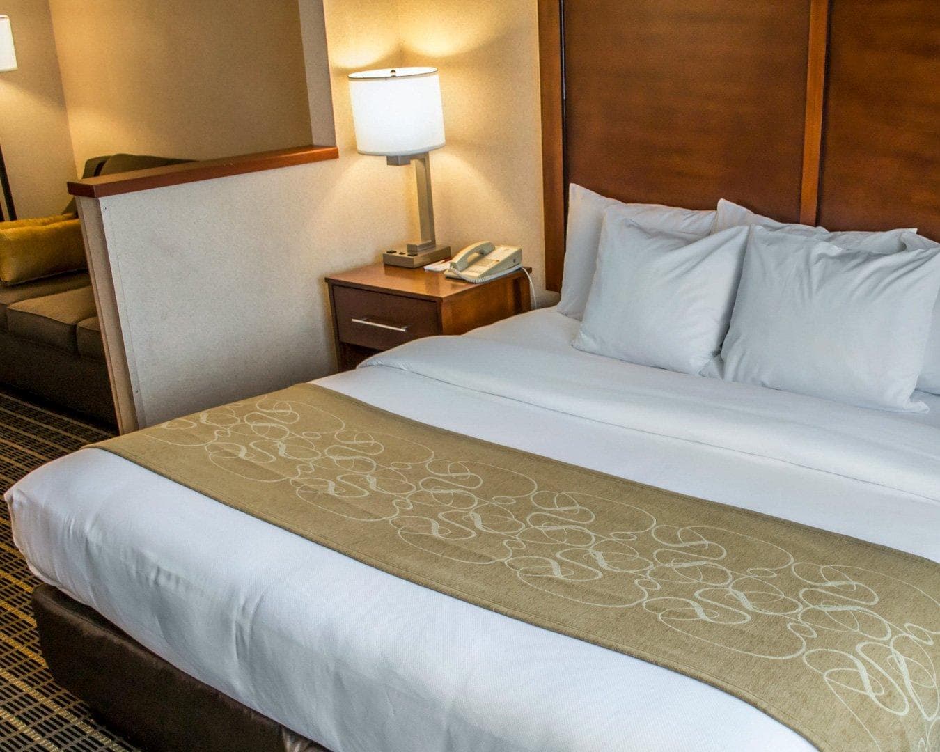 Comfort Suites Portland Southwest — 8