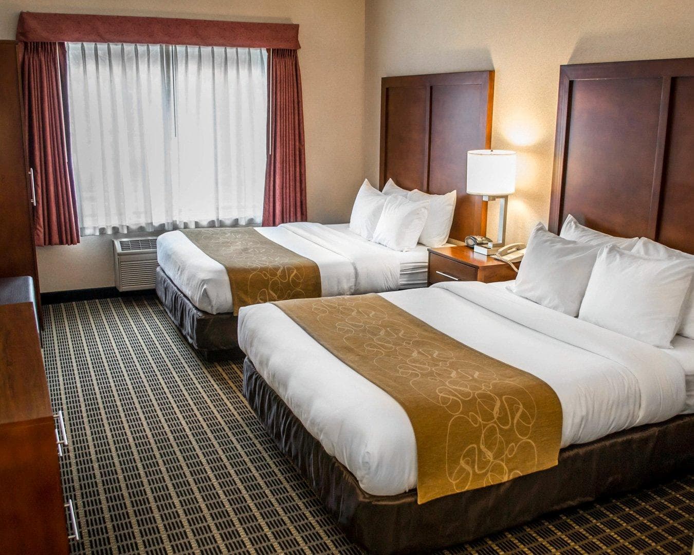 Comfort Suites Portland Southwest — 10