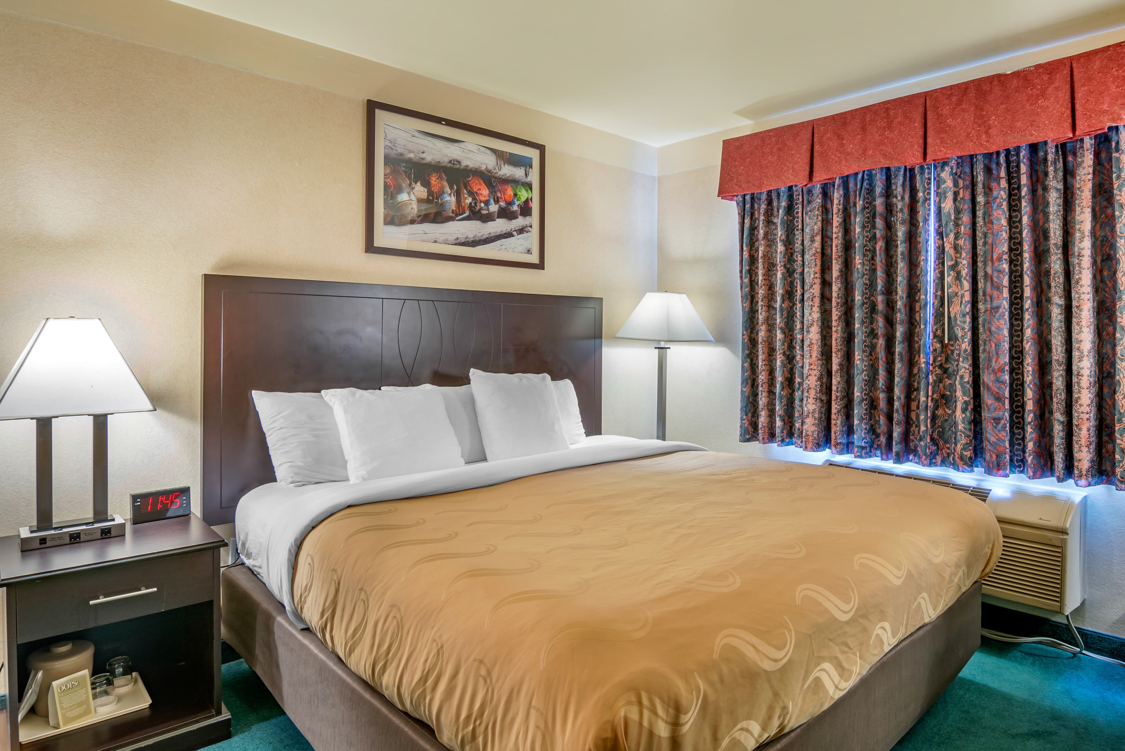 Quality Inn Bend North - Image 2