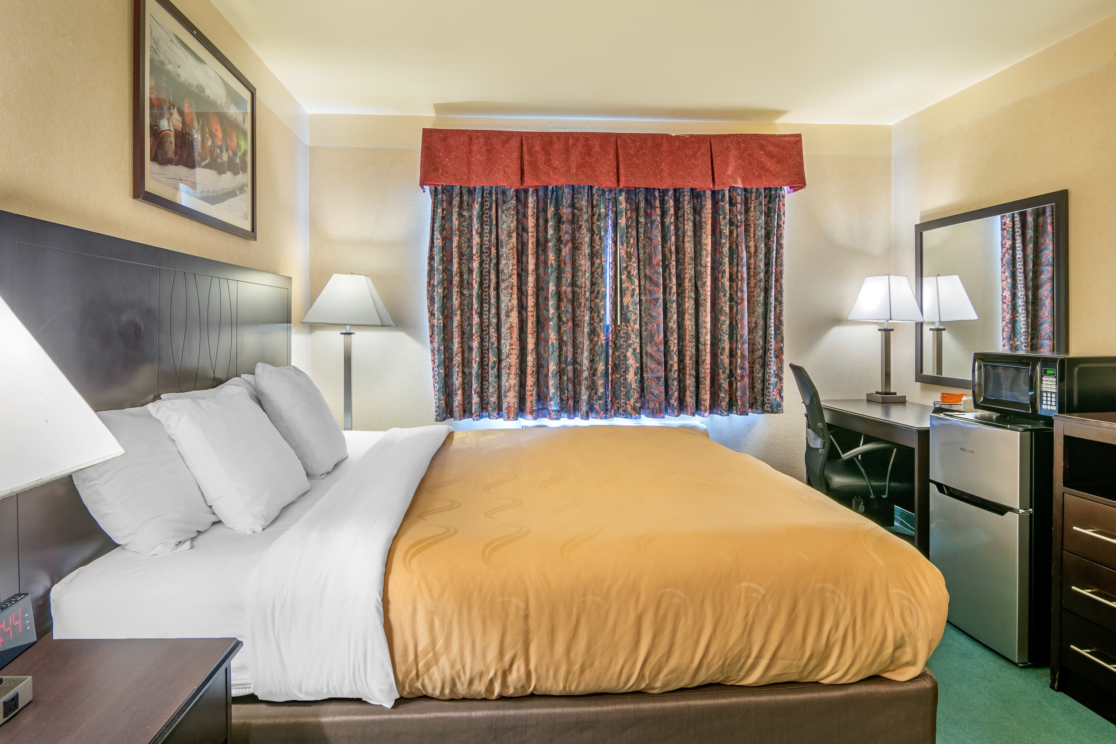 Quality Inn Bend North - Image 4
