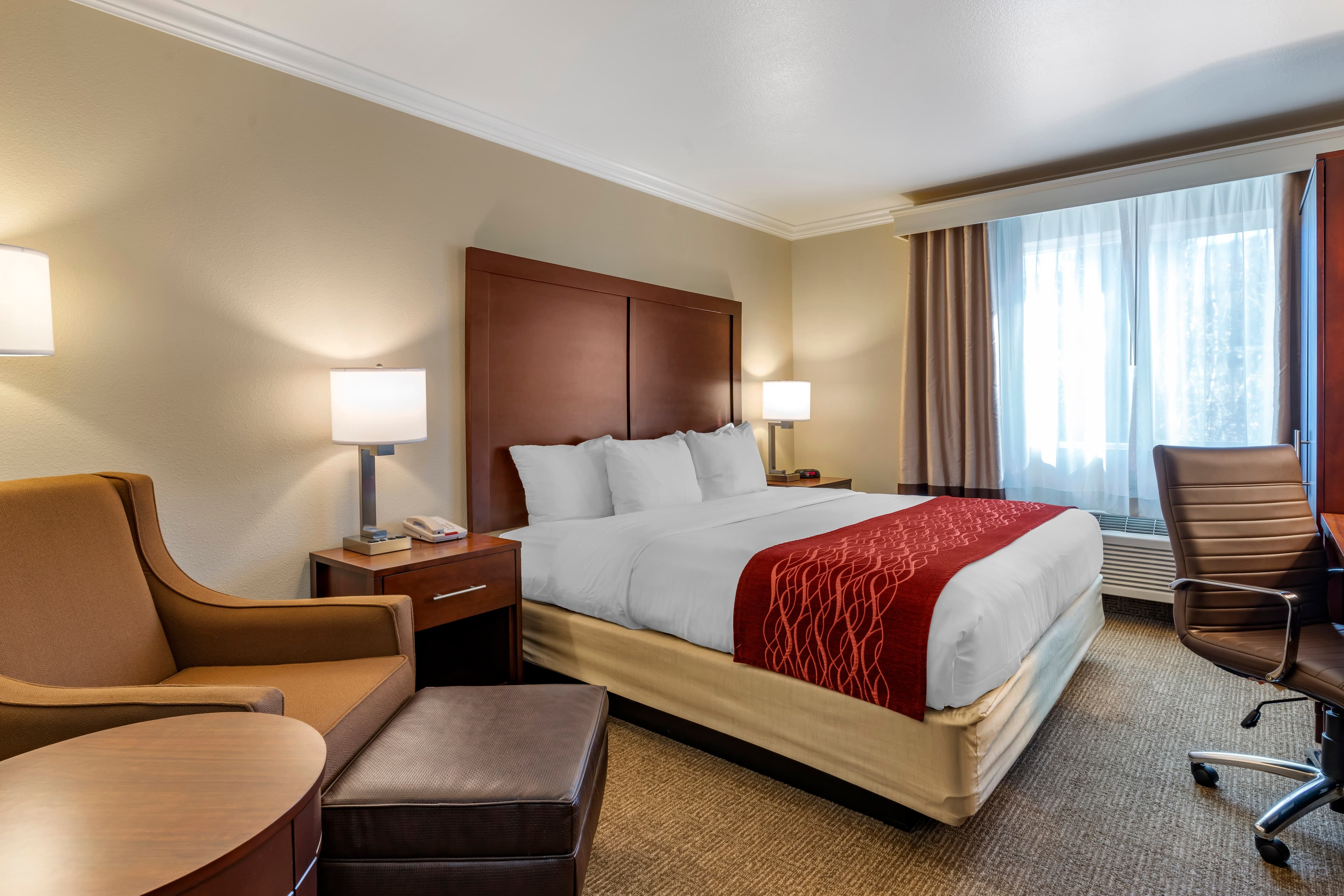 Comfort Inn Columbia Gorge — 6