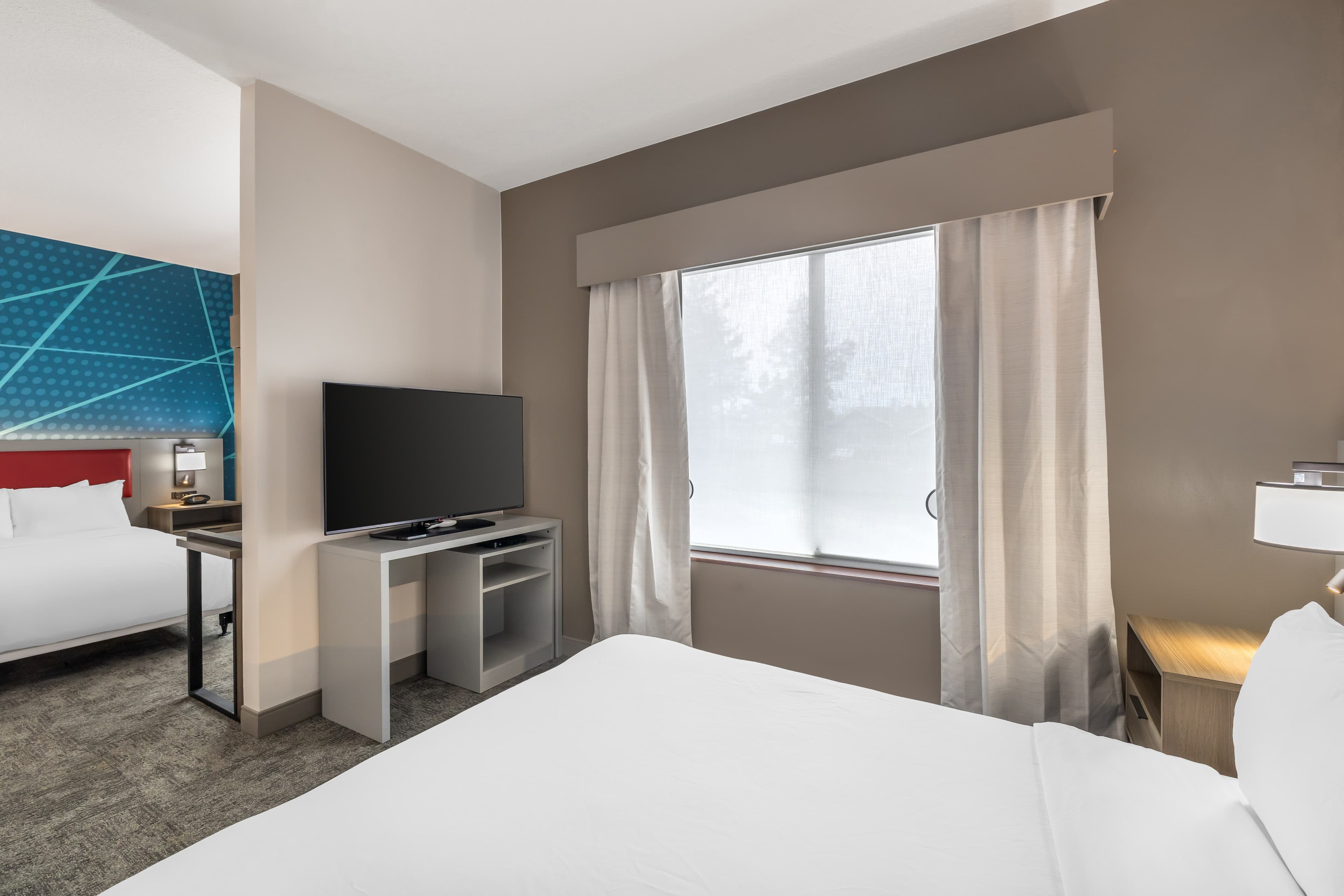 Comfort Suites Redmond Airport - Image 3