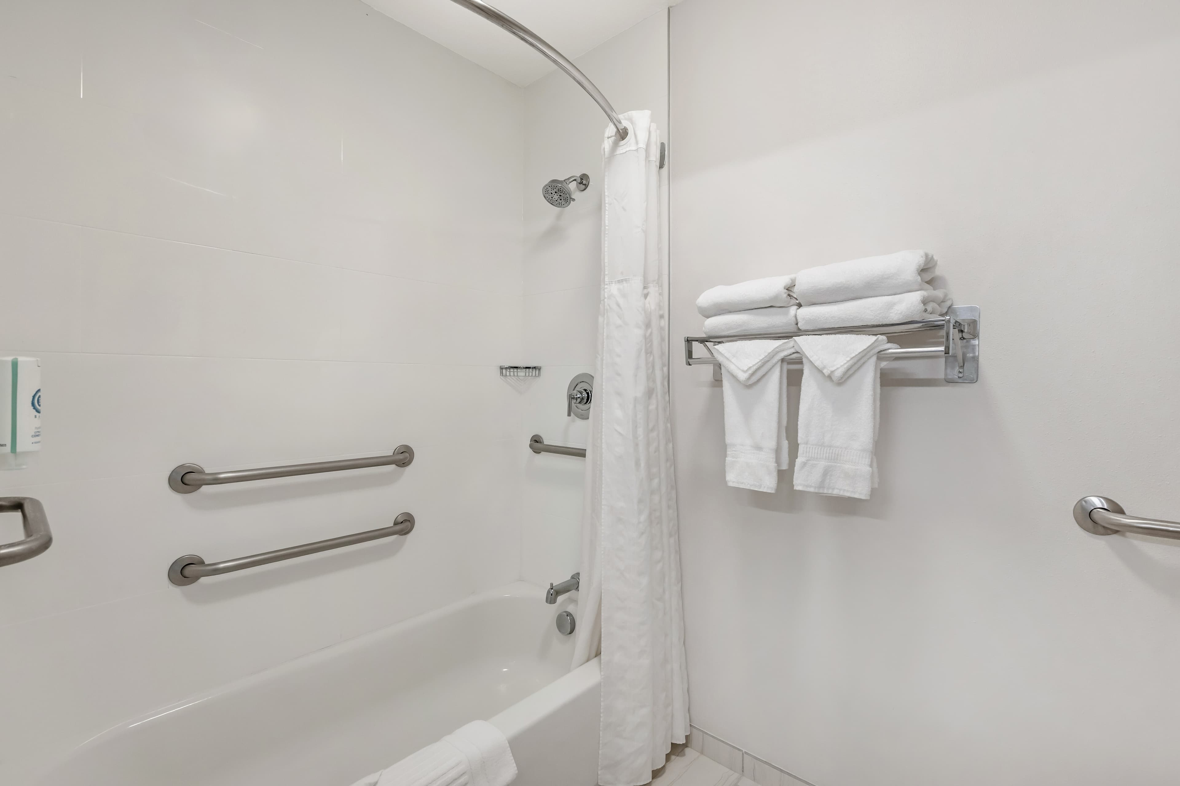 Comfort Suites Redmond Airport — 7