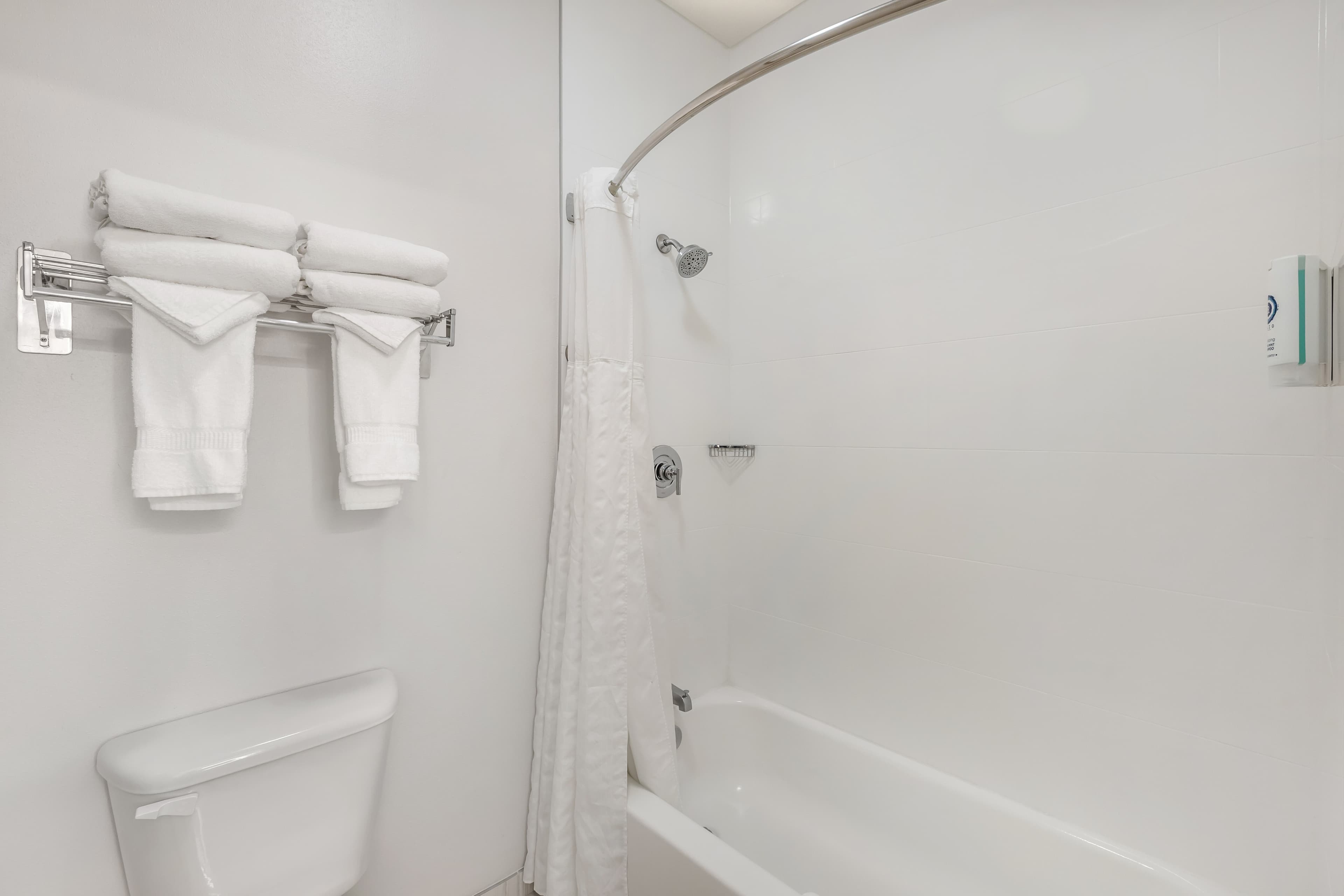 Comfort Suites Redmond Airport — 17