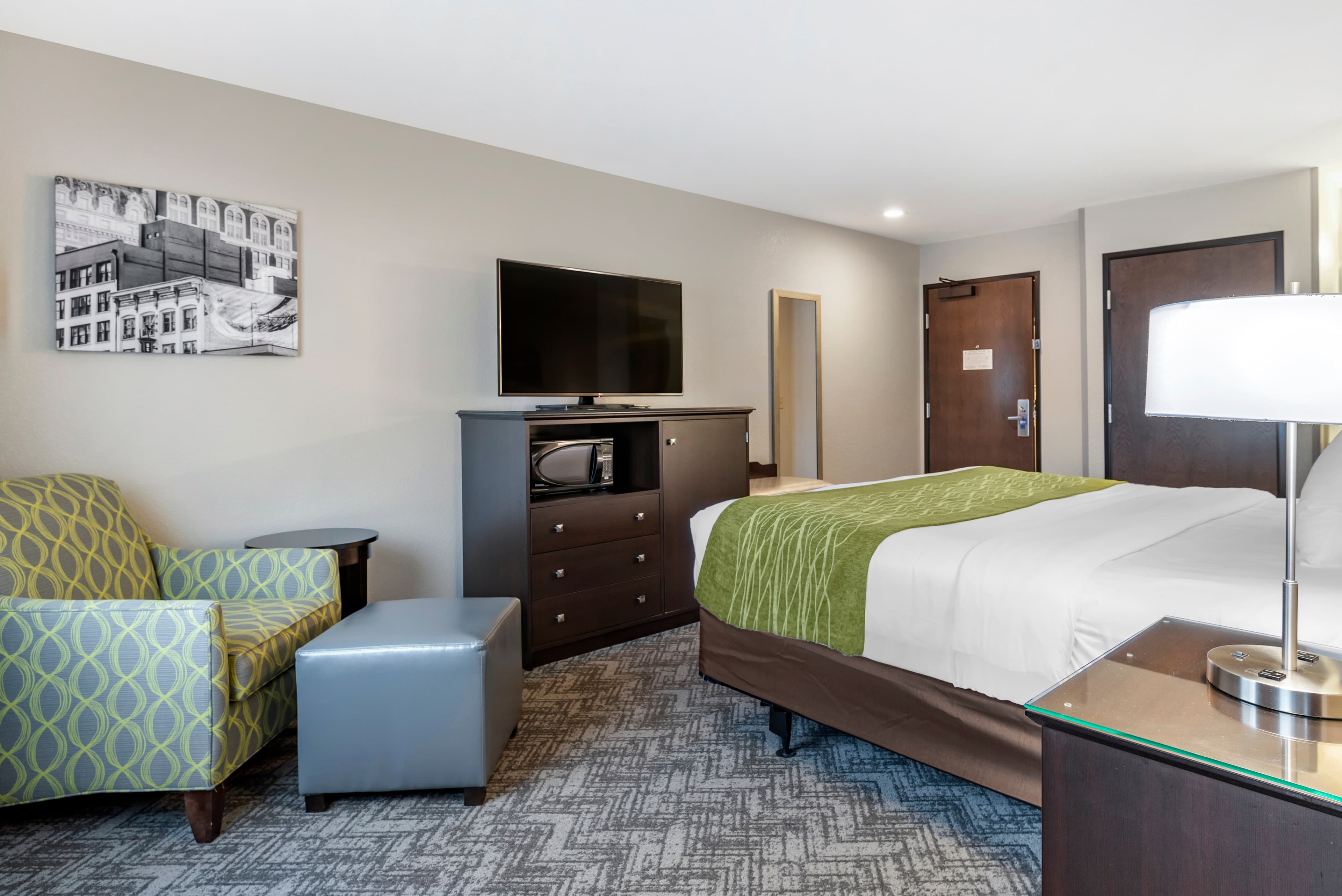 Comfort Inn & Suites Tualatin - Lake Oswego South — 25