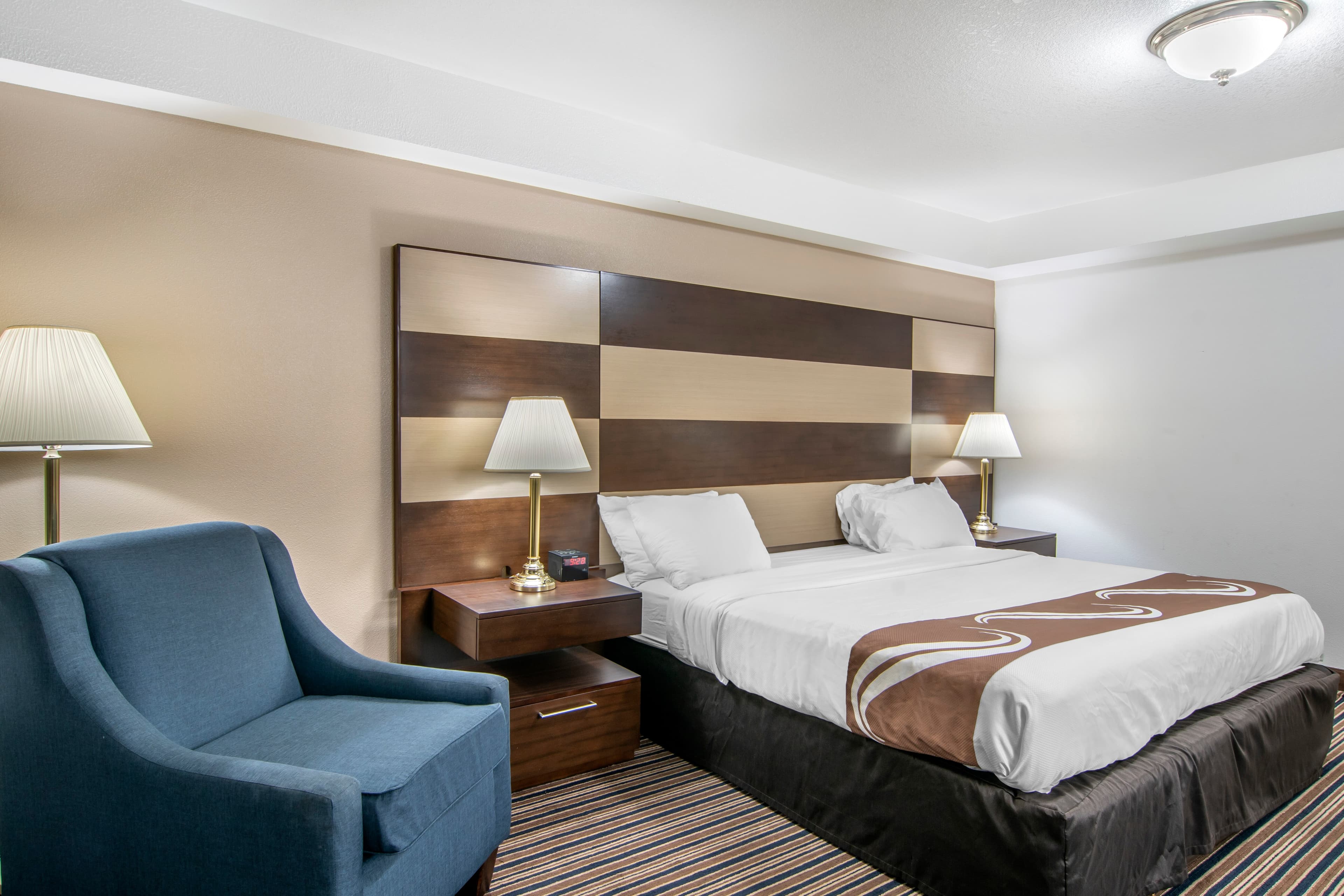 Quality Inn Central Roseburg - Image 3