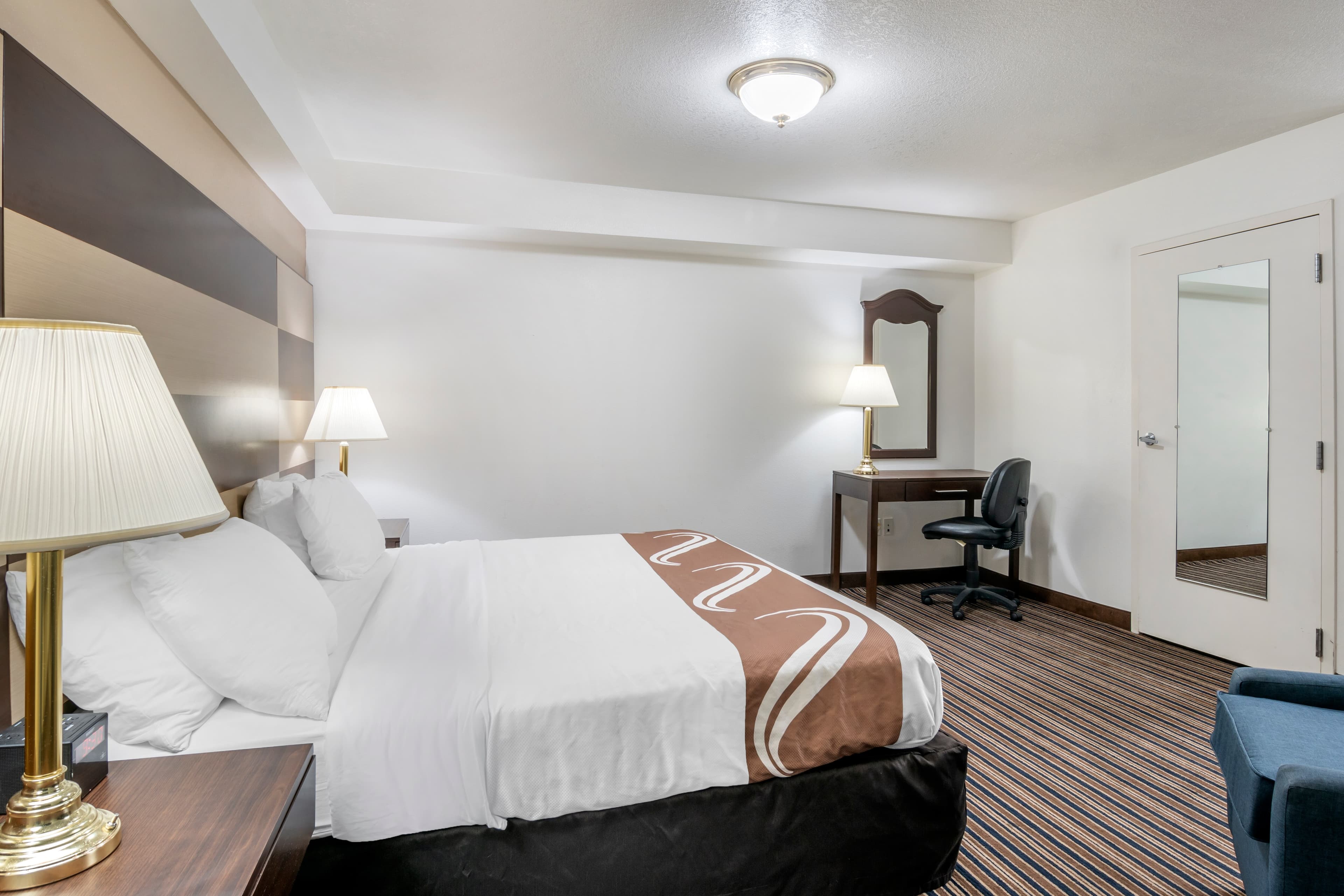Quality Inn Central Roseburg - Image 4