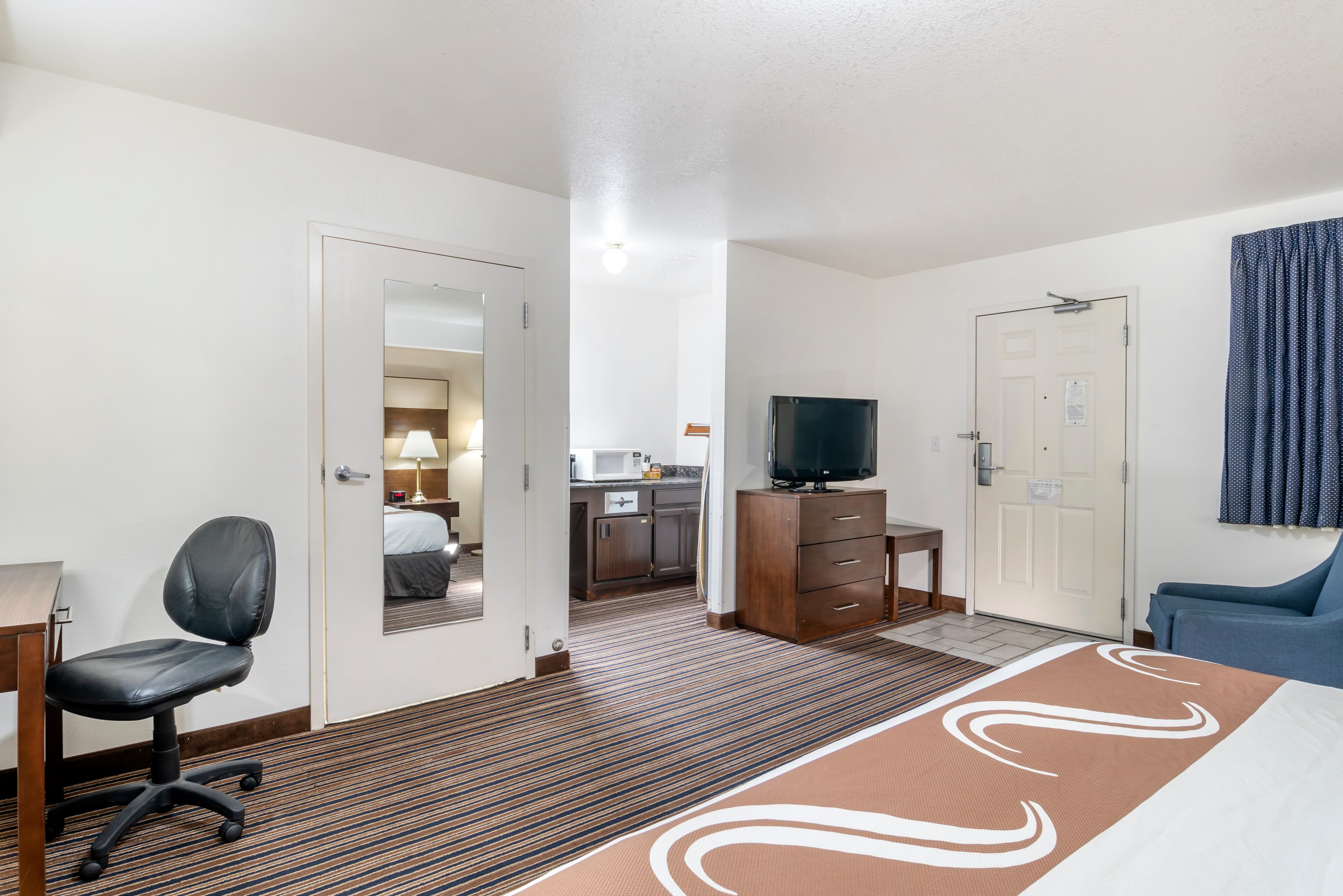 Quality Inn Central Roseburg - Image 5