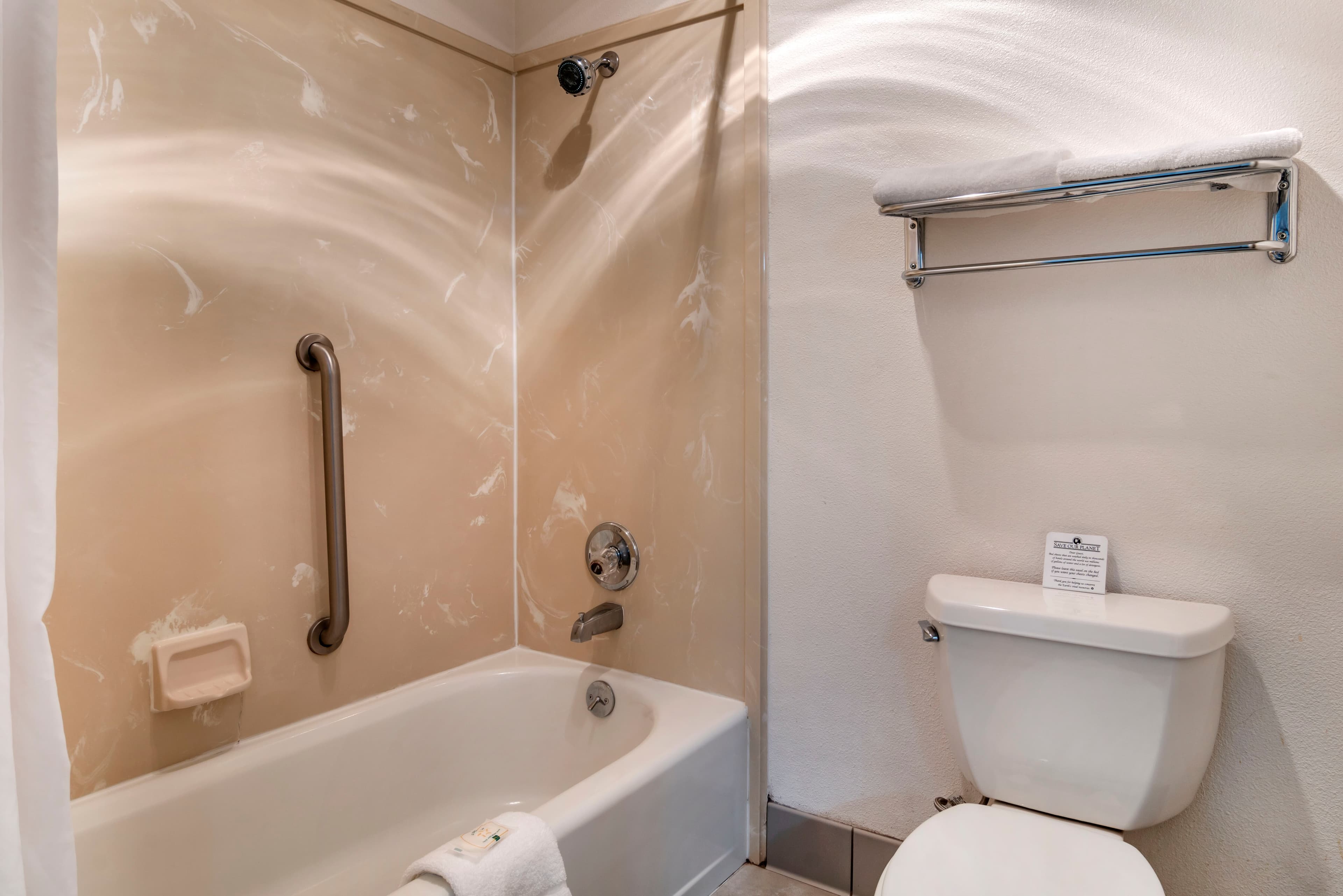 Quality Inn Central Roseburg — 11