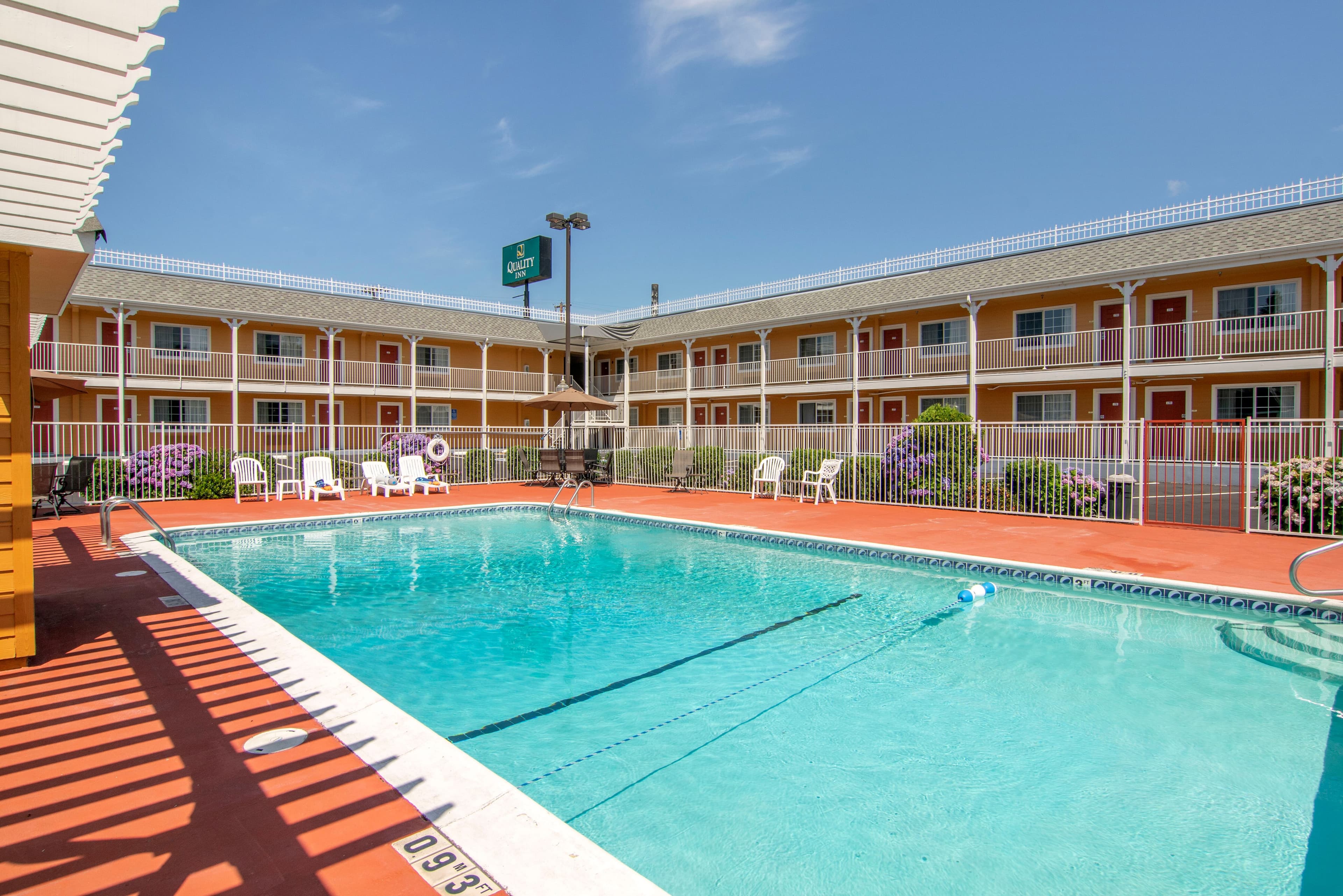 Quality Inn Central Roseburg - Image 1