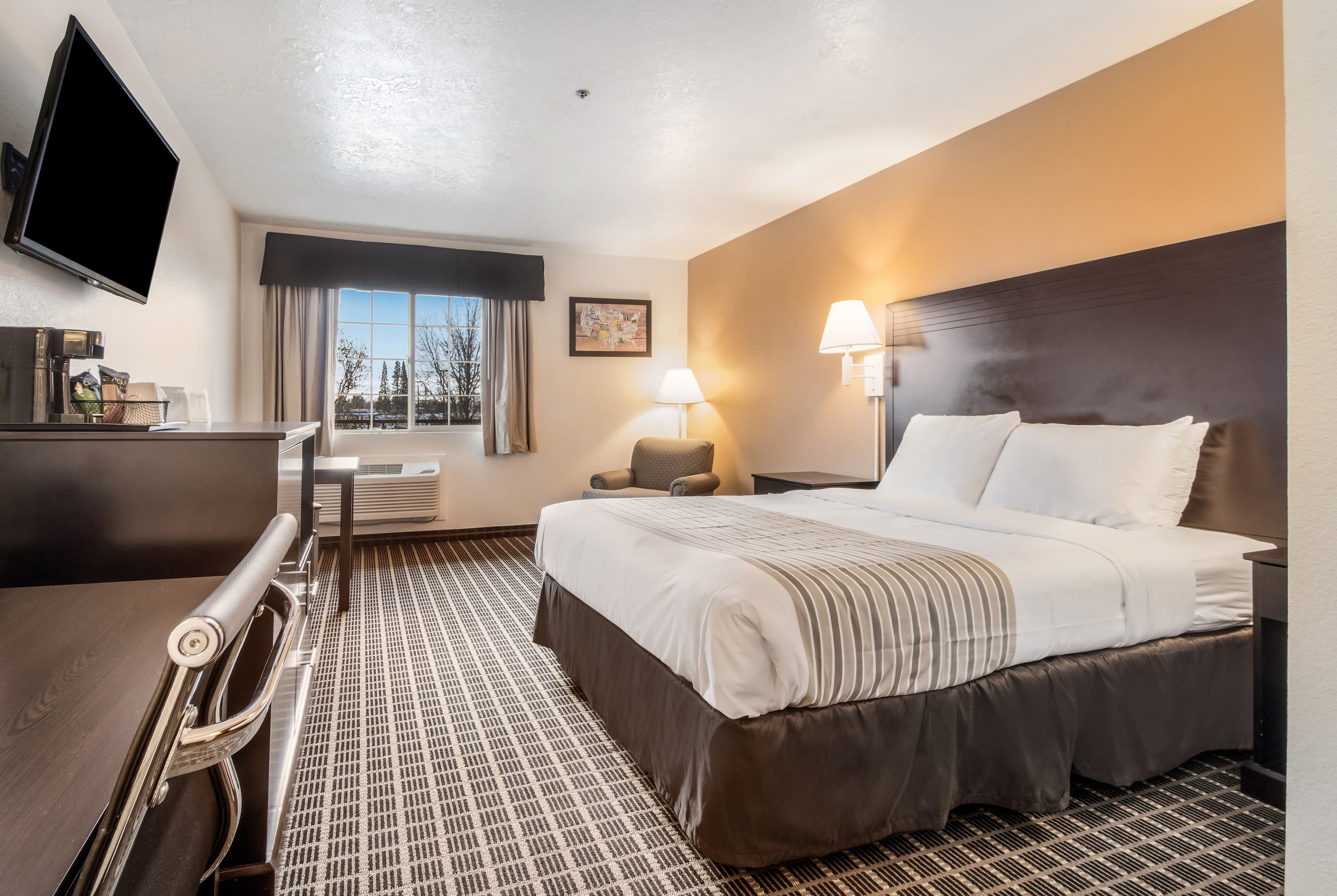 Econo Lodge Corvallis Near University — 13