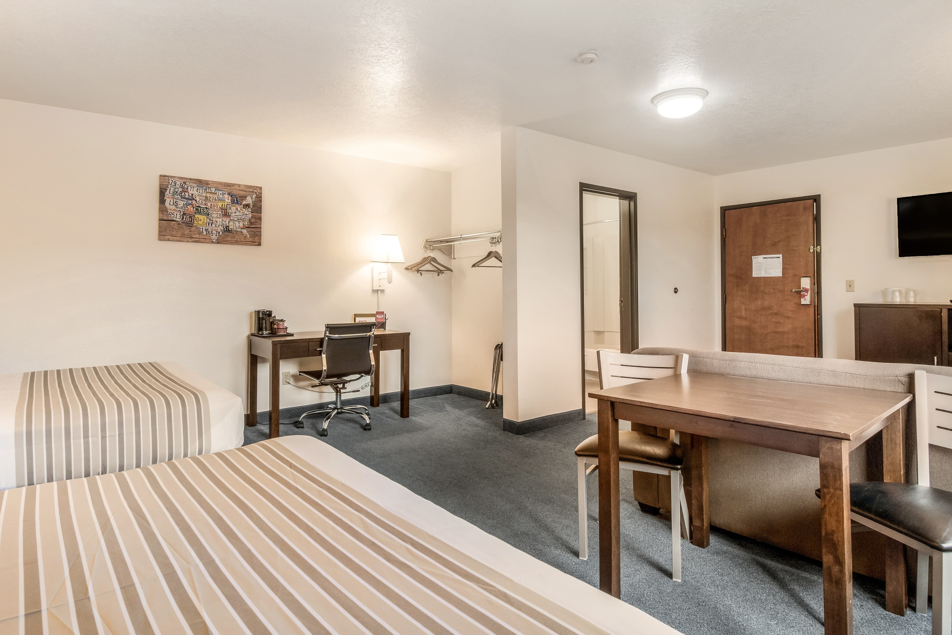 Econo Lodge Corvallis Near University — 23
