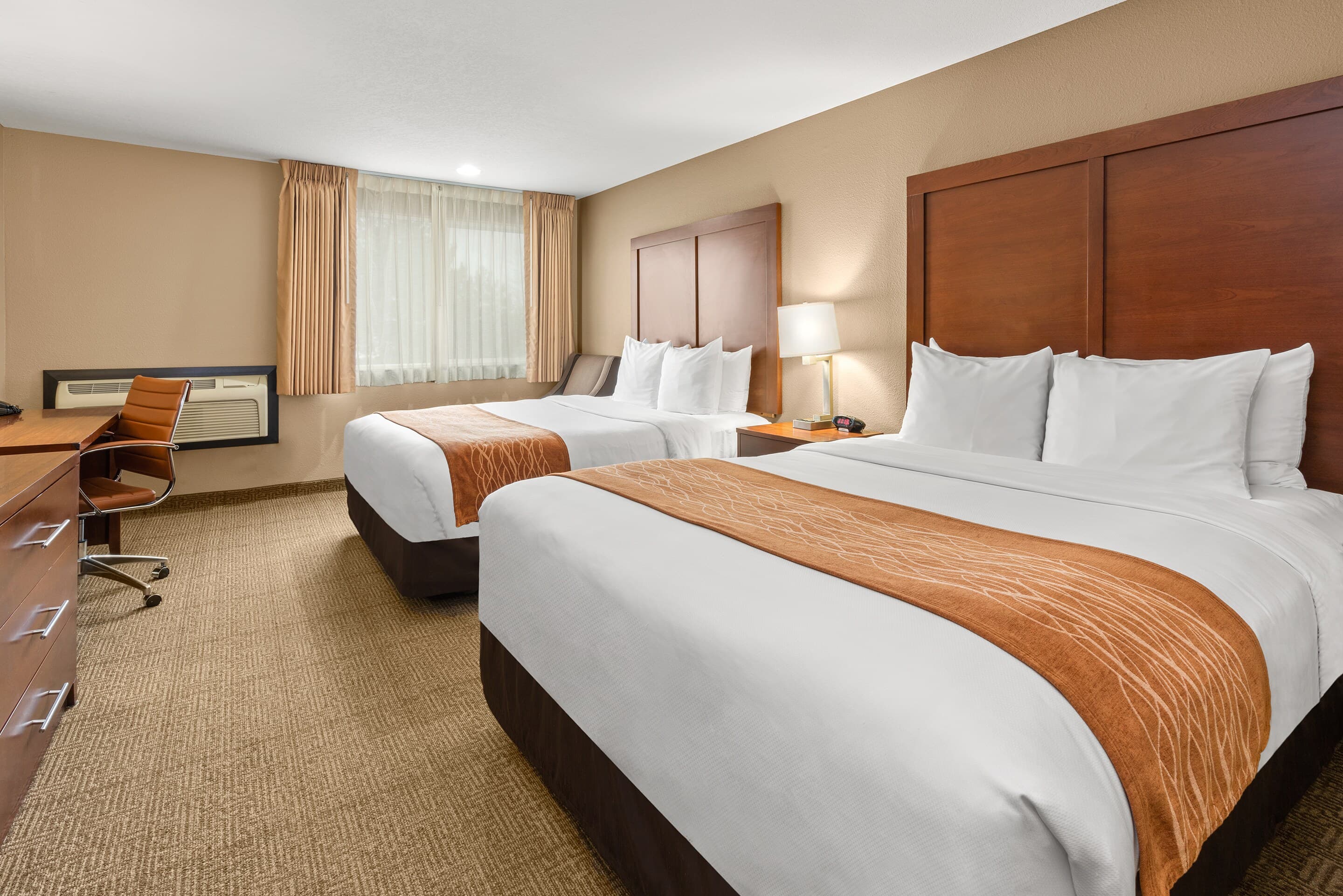Comfort Inn & Suites Beaverton - Portland West - Image 3