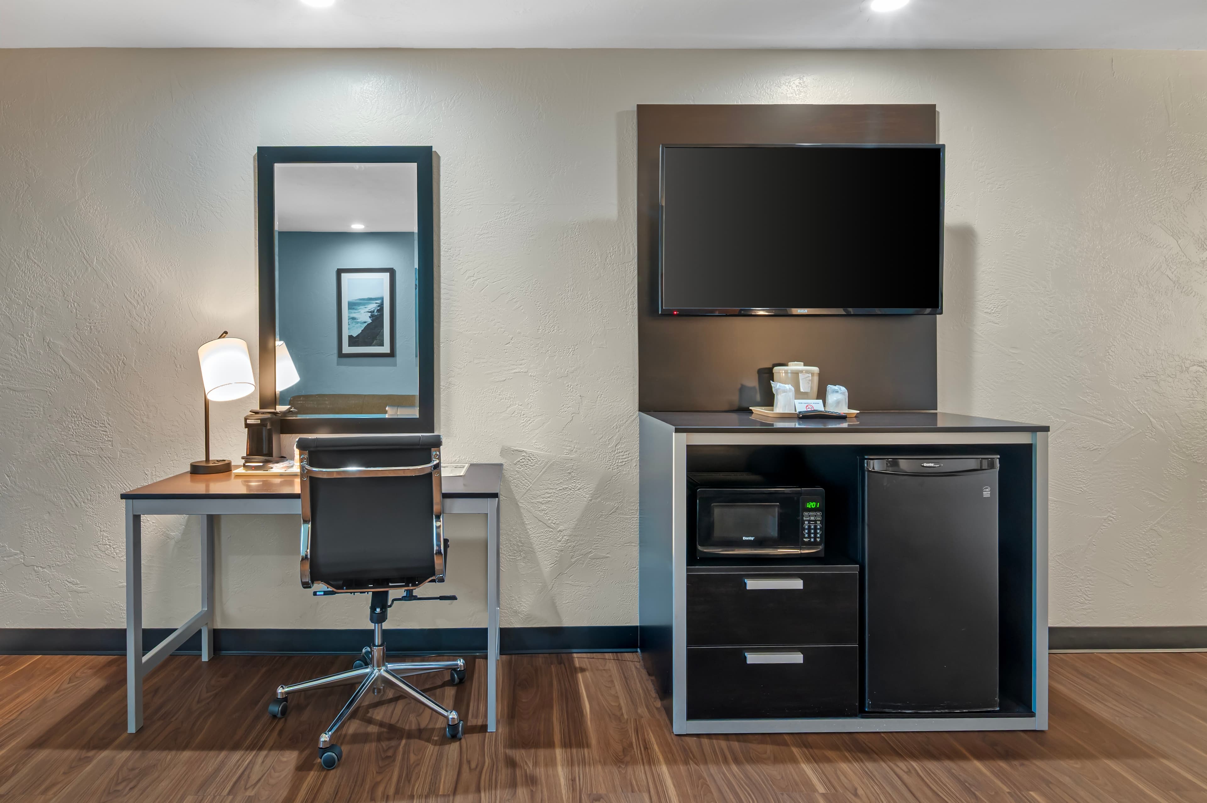Quality Inn & Suites at Coos Bay — 17