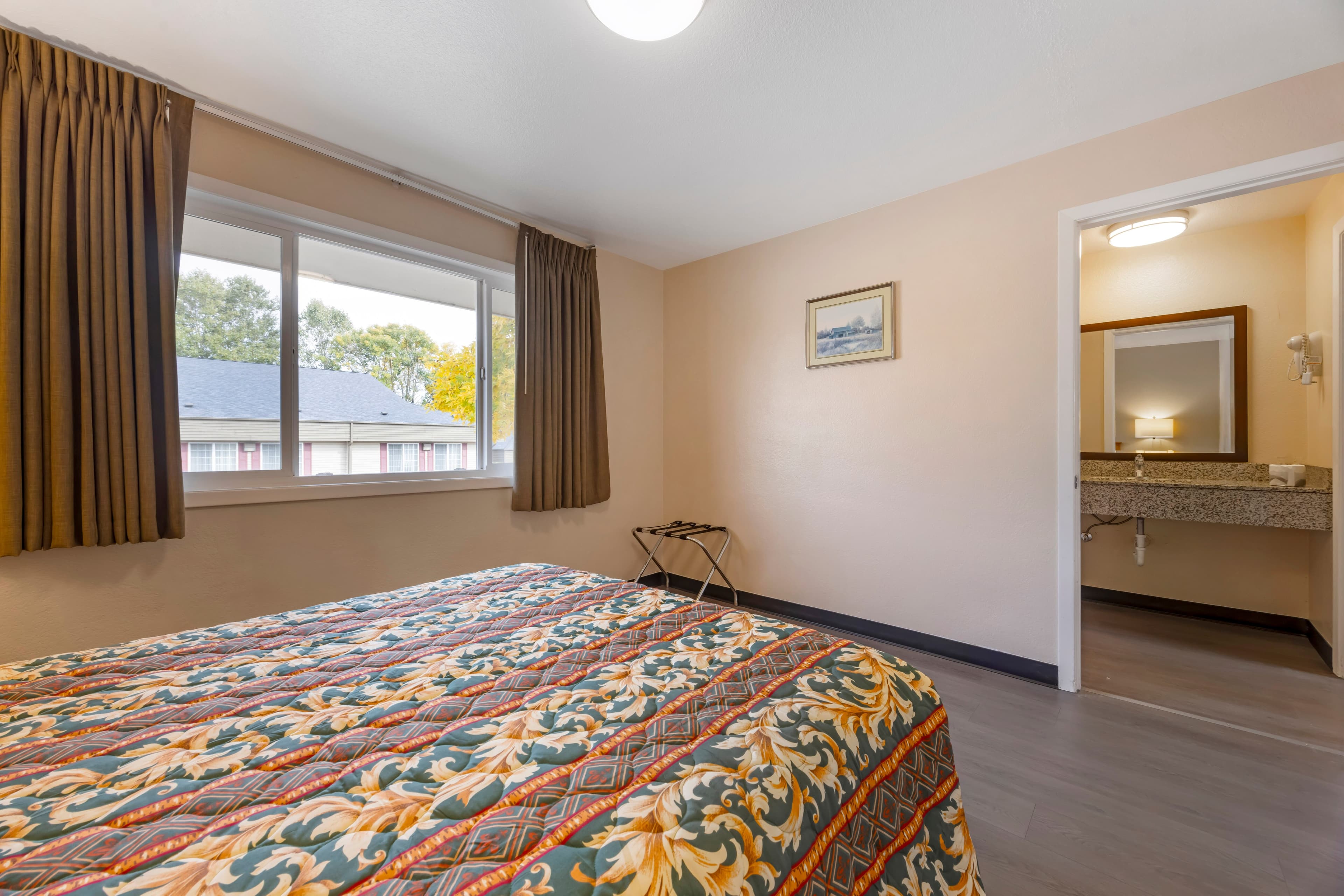 Rodeway Inn Albany — 24