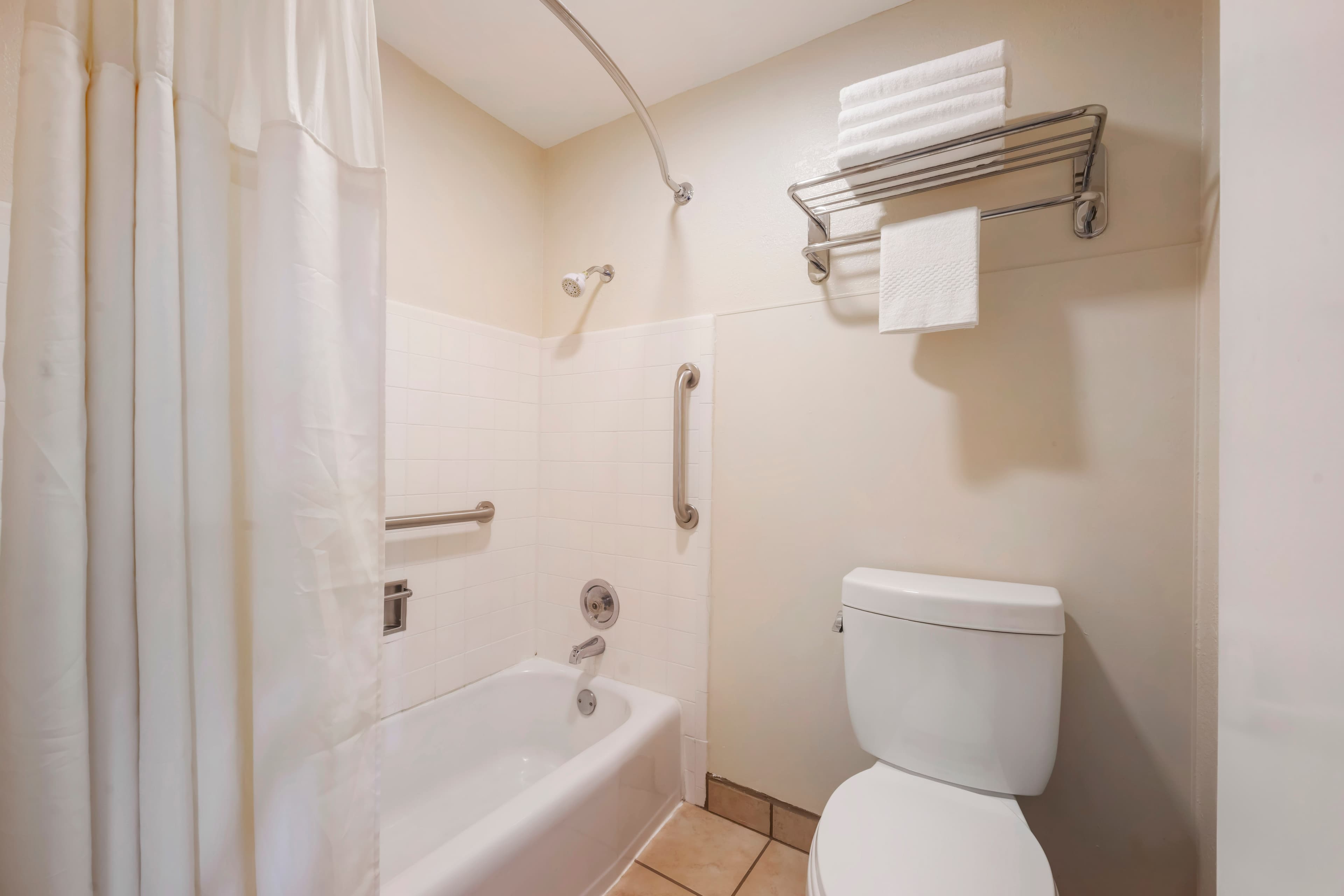 Rodeway Inn Albany — 21