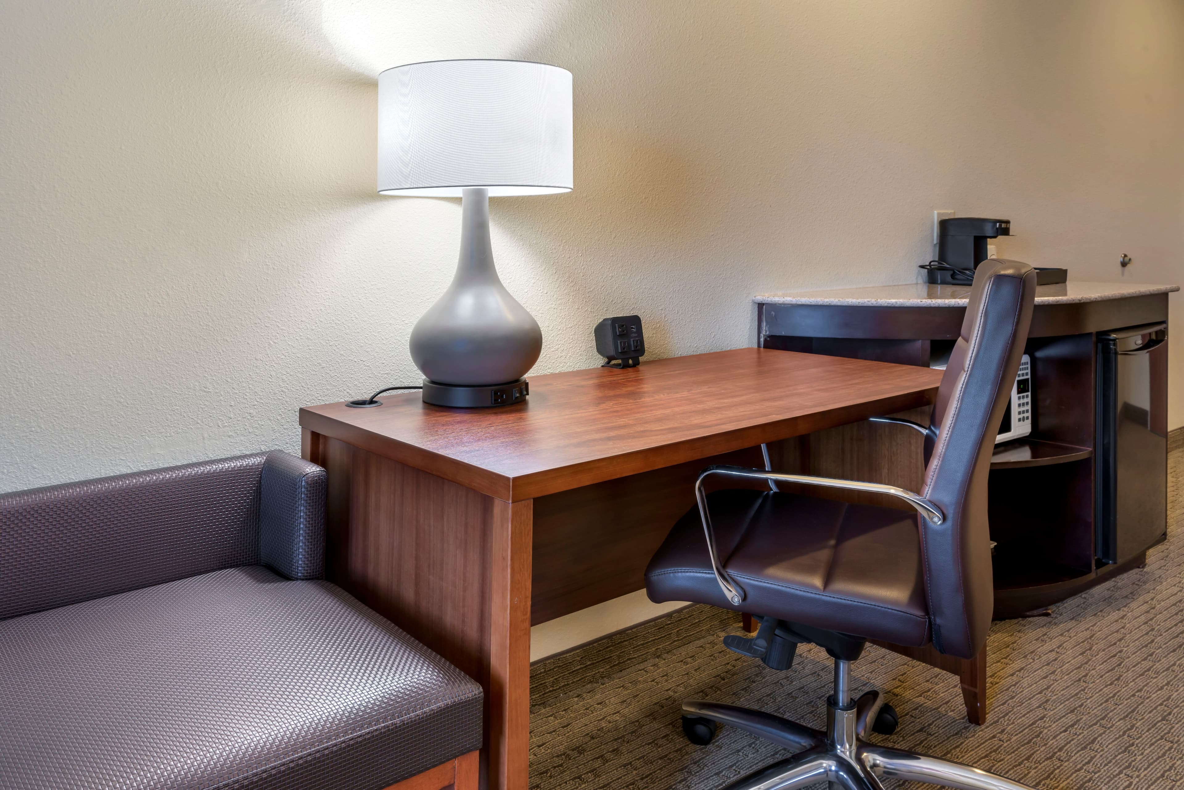Comfort Suites Eugene University — 13